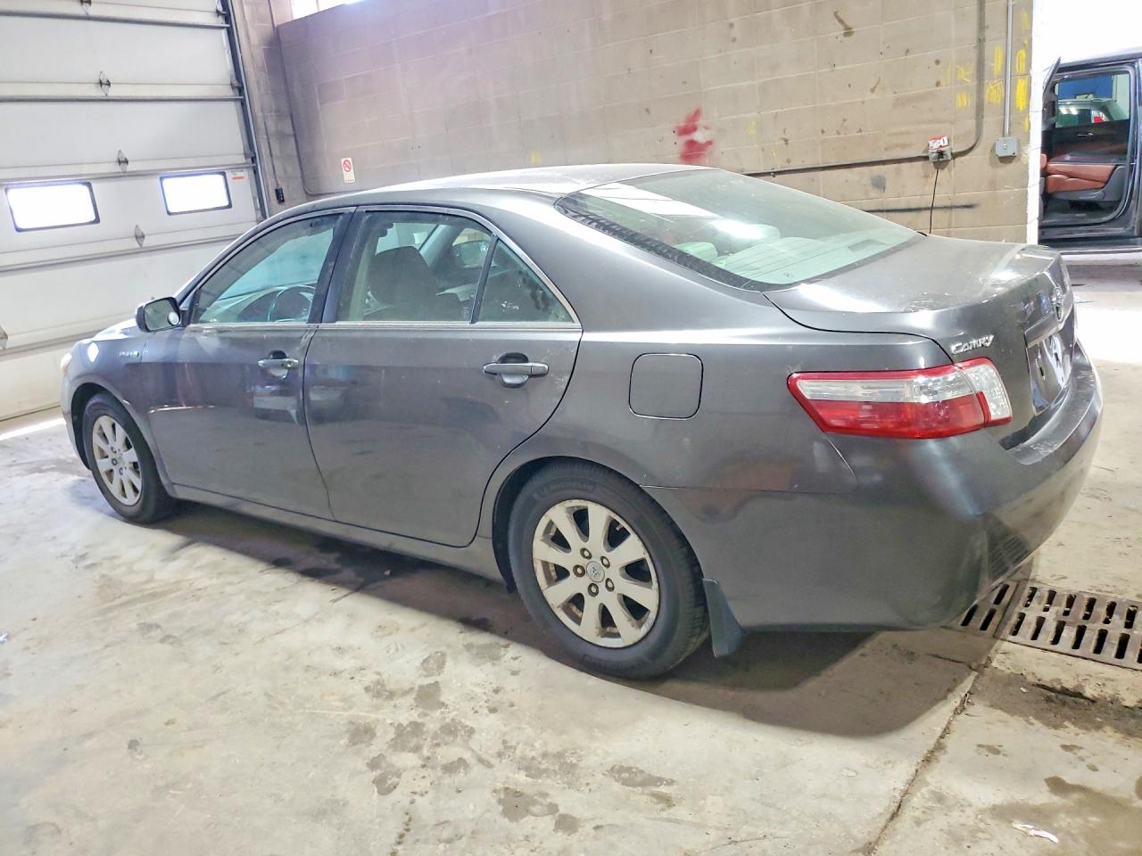 2008 Toyota Camry Hybrid Gray vin: JTNBB46K083045514