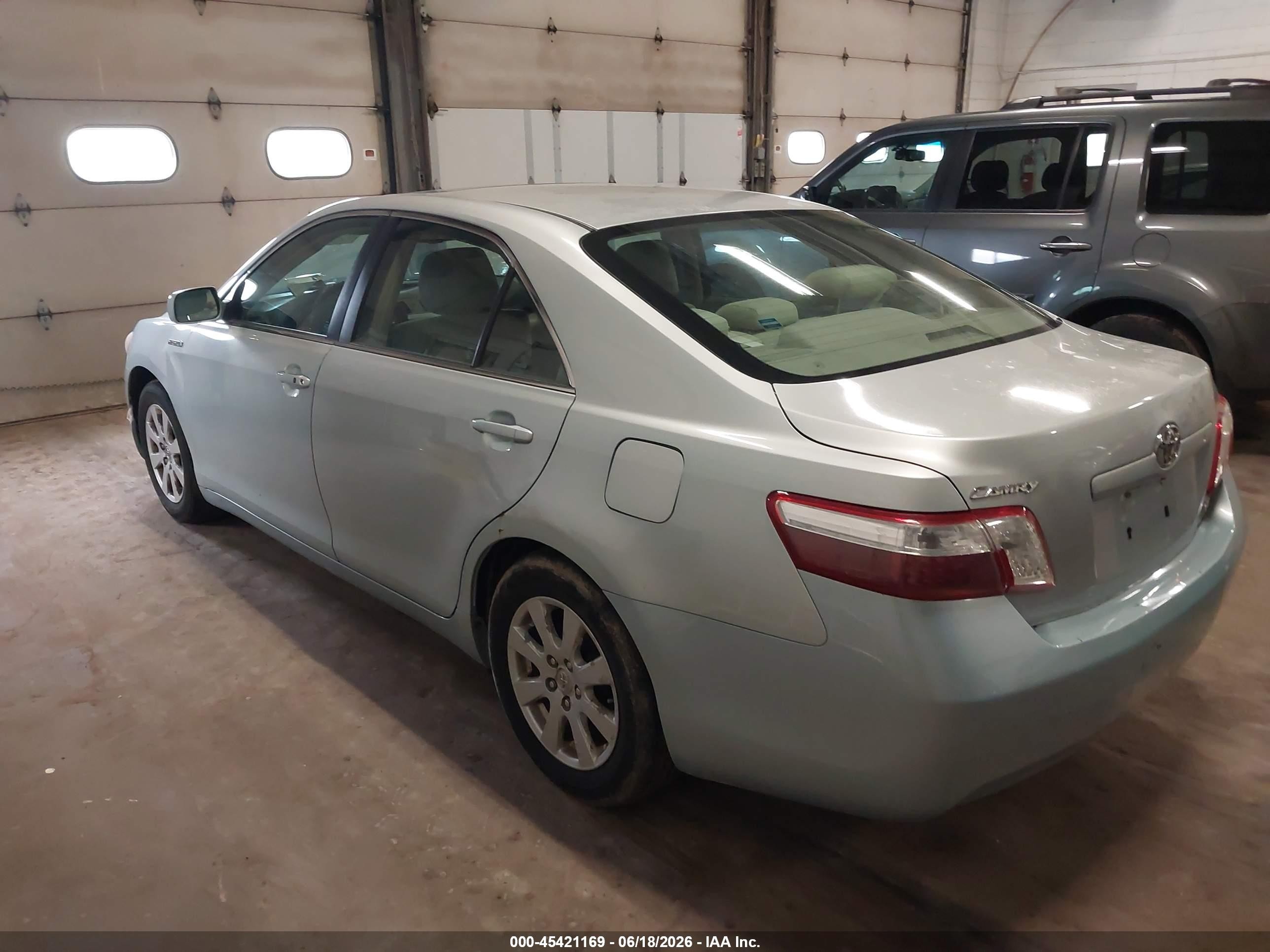 2008 Toyota Camry Hybrid Blue vin: JTNBB46K083045772