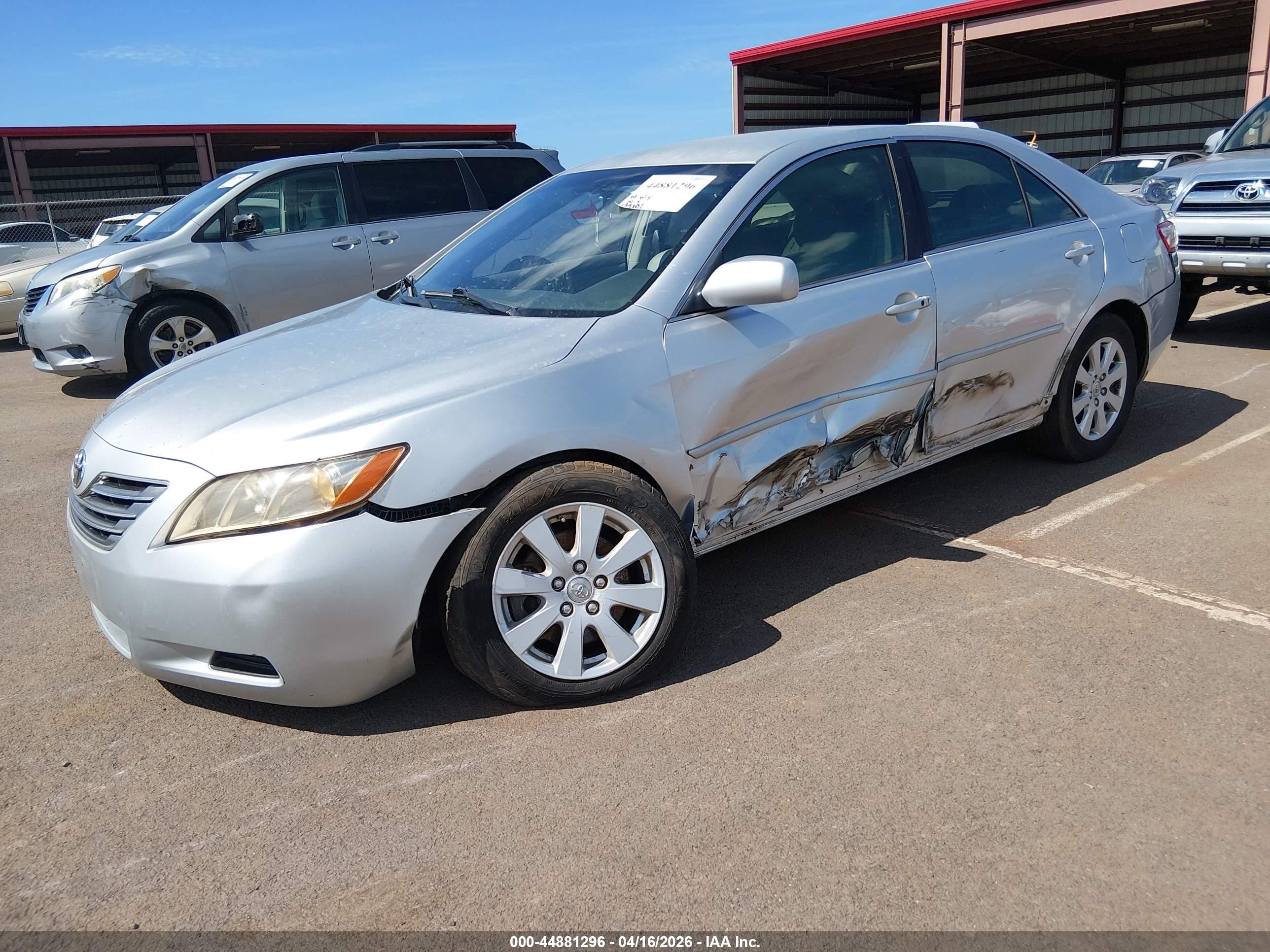 2007 Toyota Camry Hybrid   Gray vin: JTNBB46K173035282