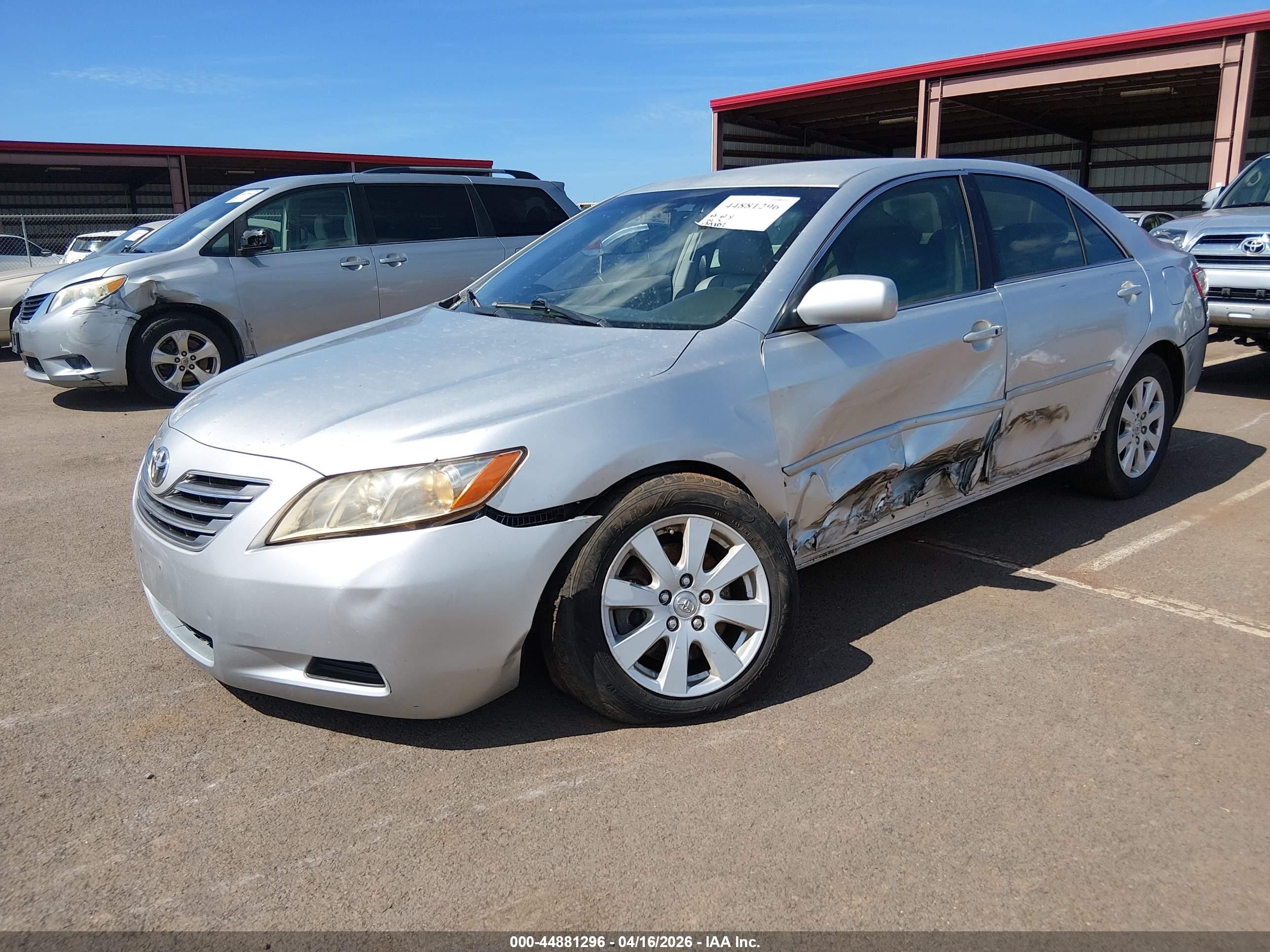 2007 Toyota Camry Hybrid   Gray vin: JTNBB46K173035282