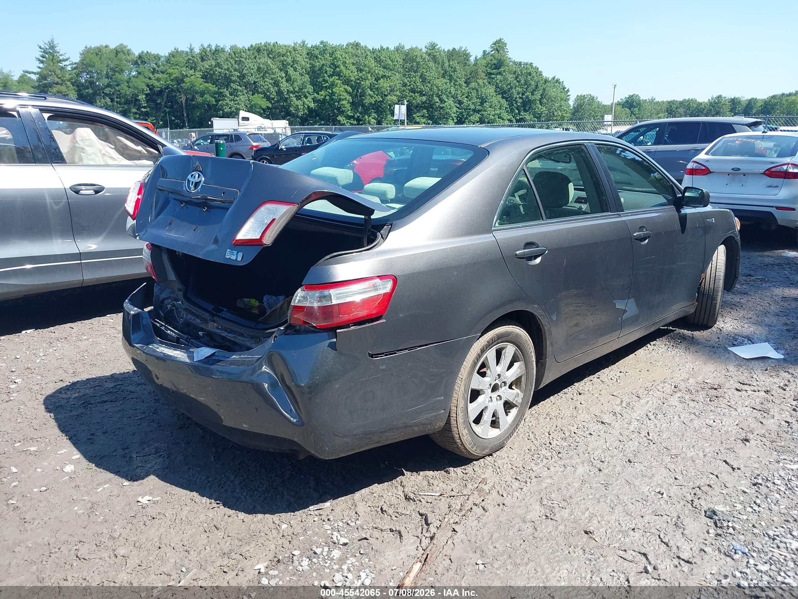 2007 Toyota Camry Hybrid   Gray vin: JTNBB46K173035461