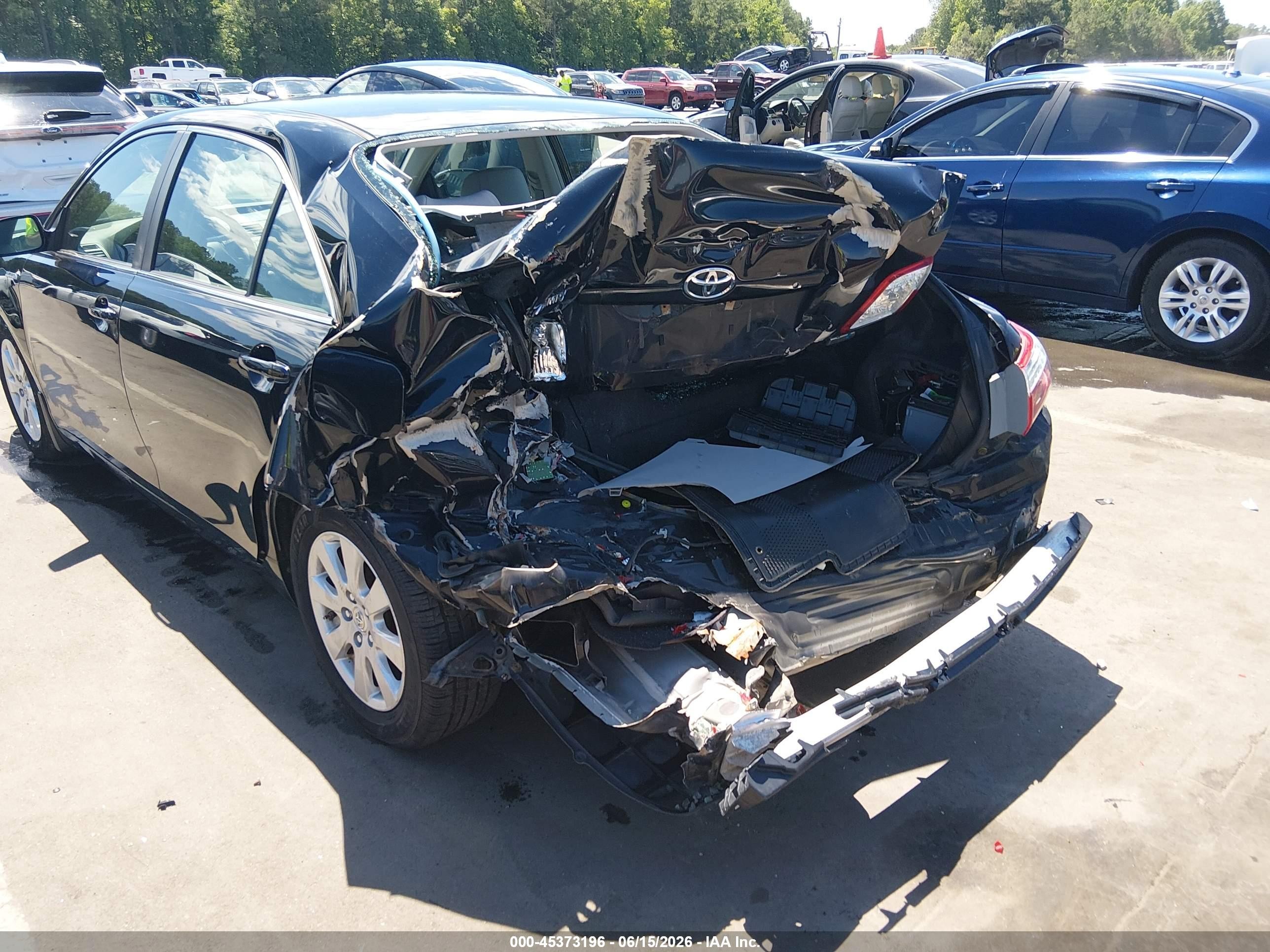 2008 Toyota Camry Hybrid   Black vin: JTNBB46K183046526