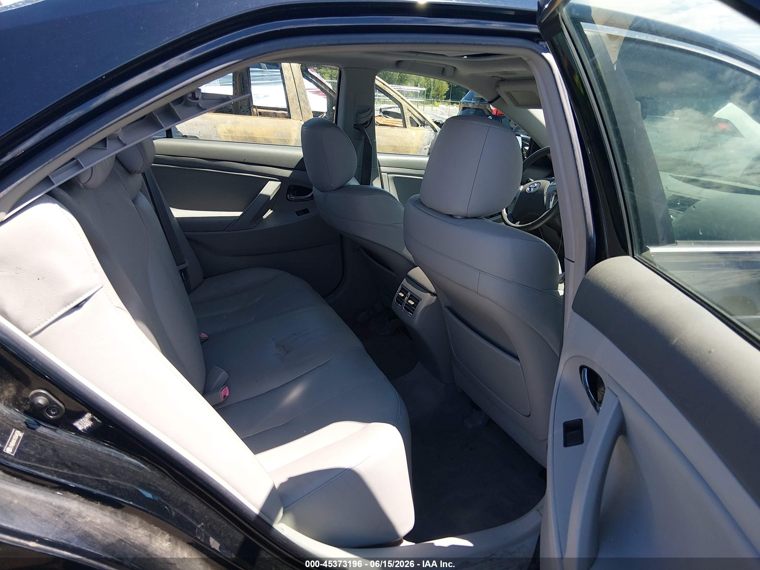 2008 Toyota Camry Hybrid   Black vin: JTNBB46K183046526