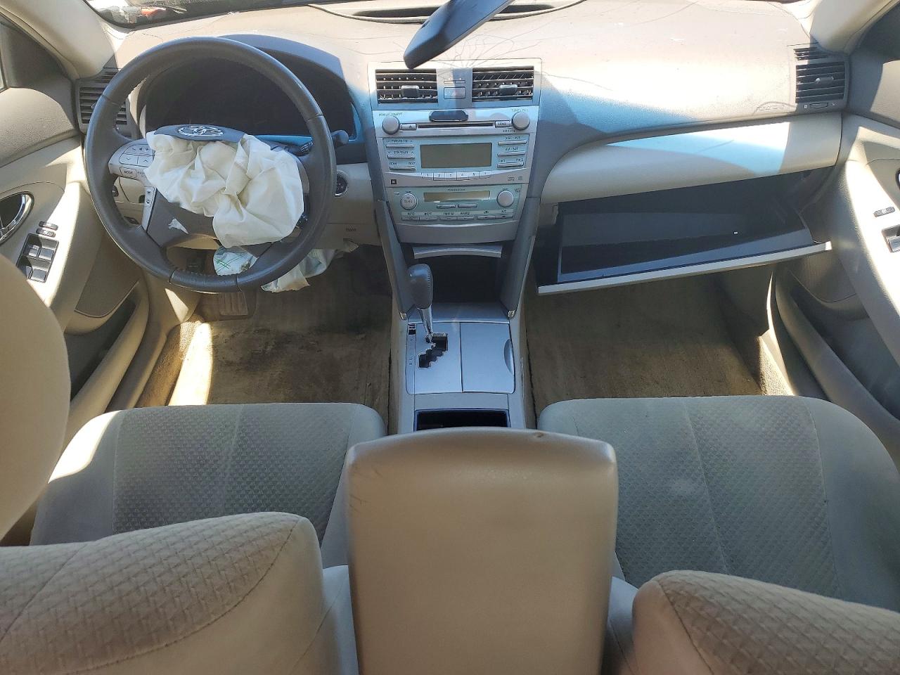 2007 Toyota Camry Hybrid Gold vin: JTNBB46K373016331