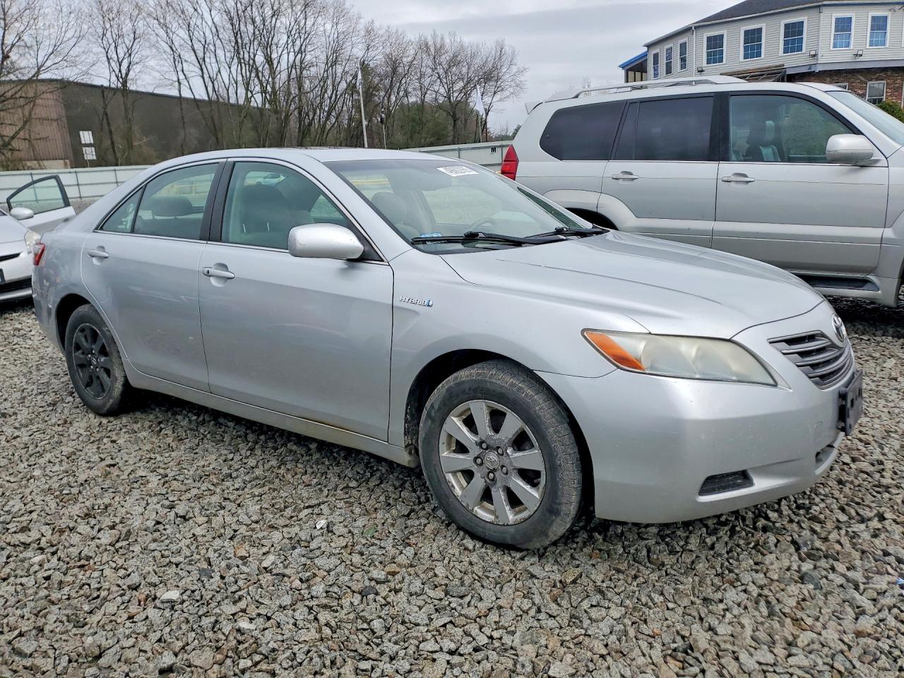 2007 Toyota Camry Hybrid Silver vin: JTNBB46K373017477