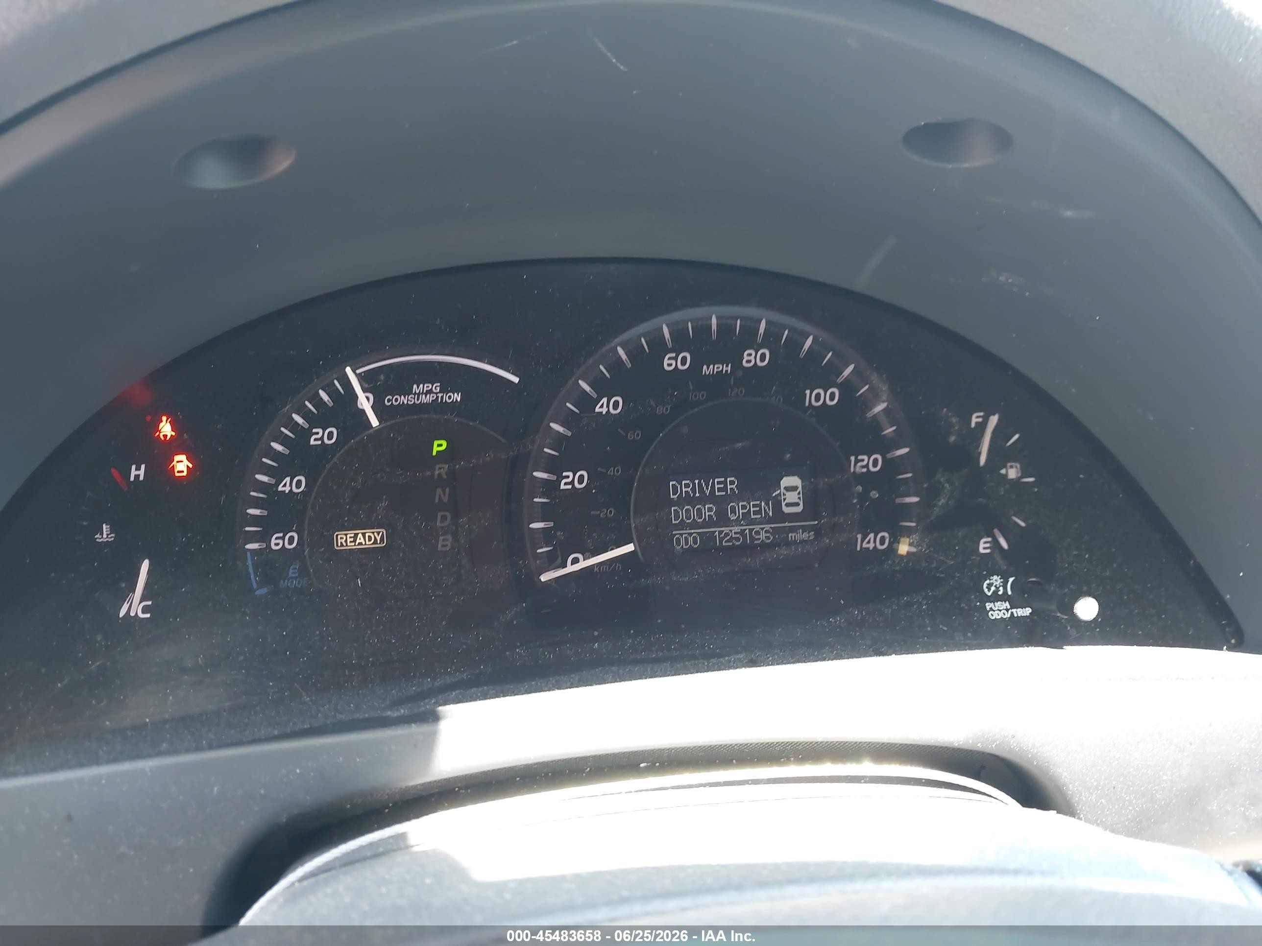 2007 Toyota Camry Hybrid   Silver vin: JTNBB46K373041455