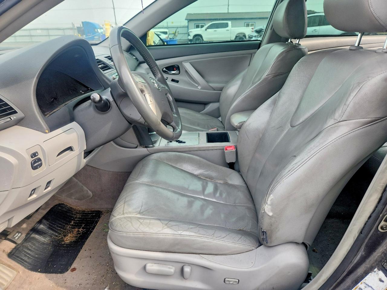 2007 Toyota Camry Hybrid Gray vin: JTNBB46K473000624