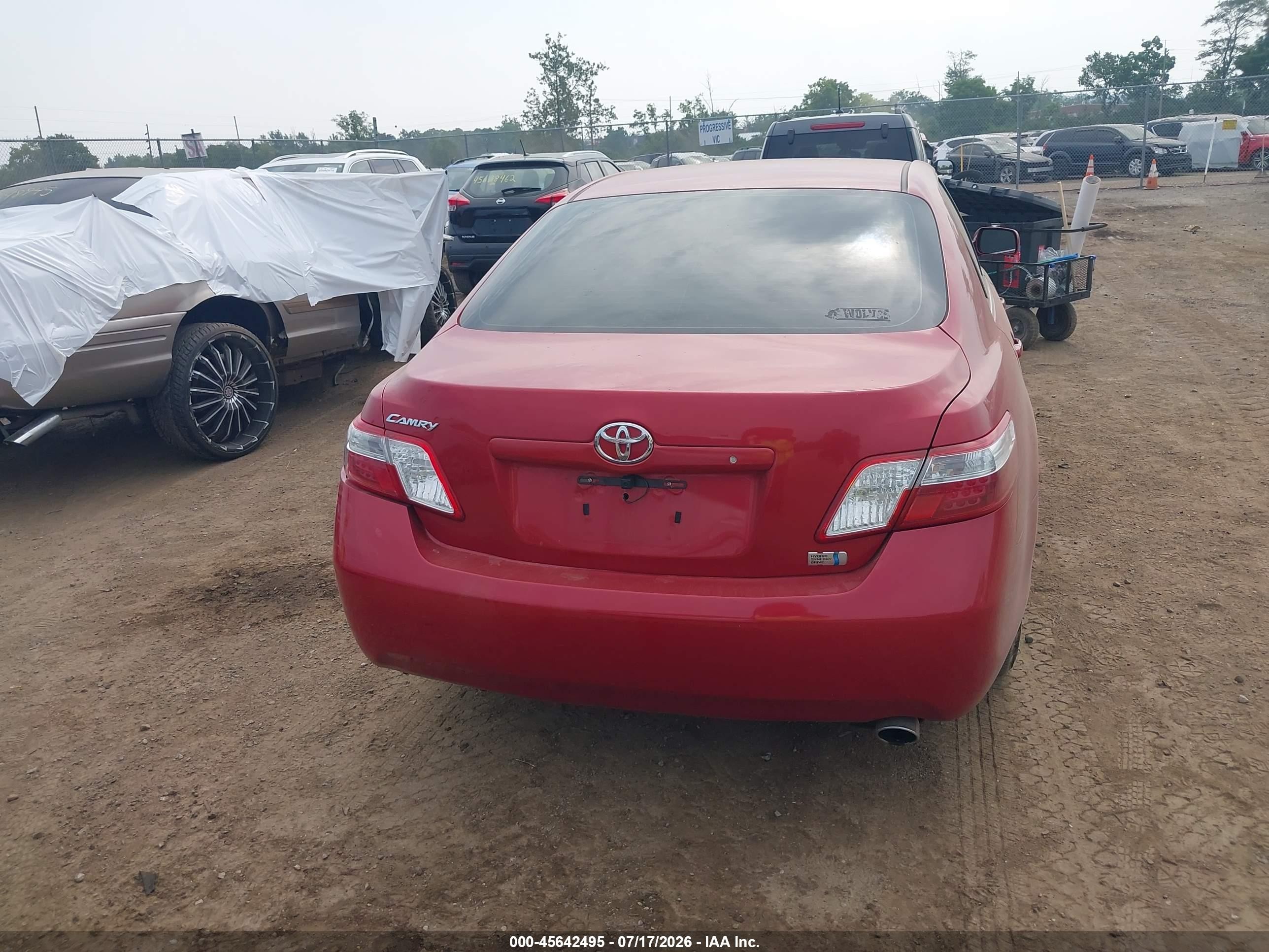 2007 Toyota Camry Hybrid   Burgundy vin: JTNBB46K473031601