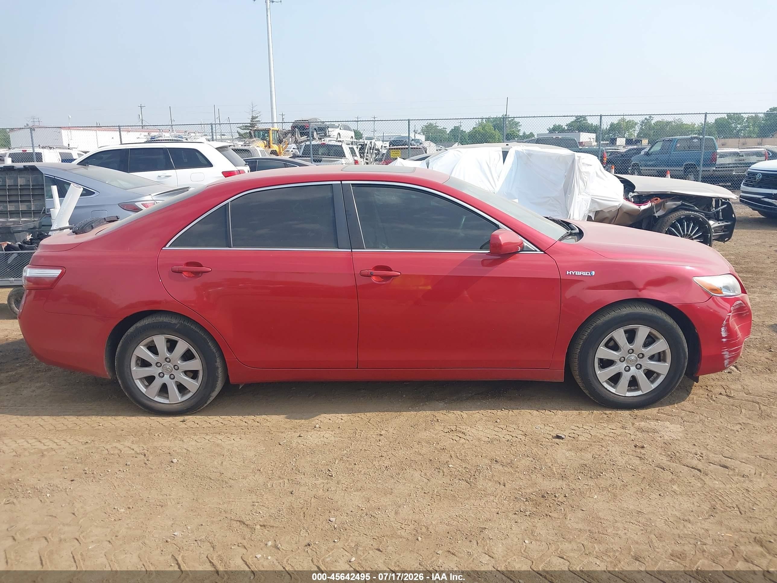 2007 Toyota Camry Hybrid   Burgundy vin: JTNBB46K473031601