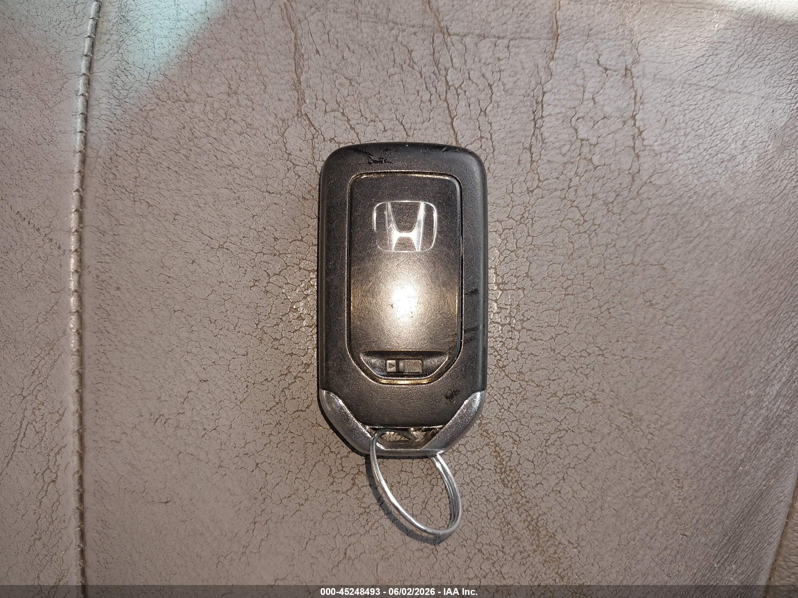 2007 Toyota Camry Hybrid   Серый vin: JTNBB46K473033560