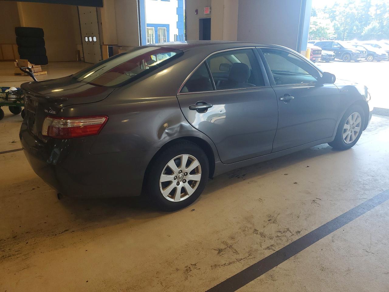 2007 Toyota Camry Hybrid Gray vin: JTNBB46K473033624