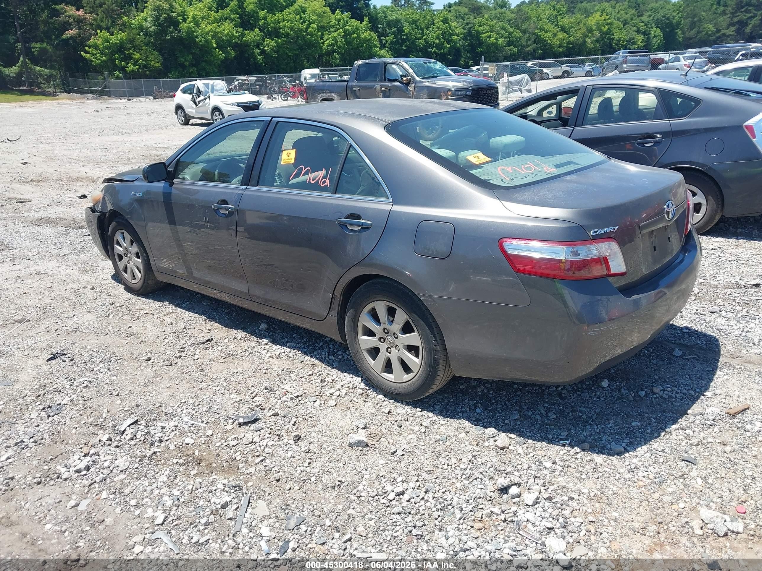 2008 Toyota Camry Hybrid   Gray vin: JTNBB46K483046147