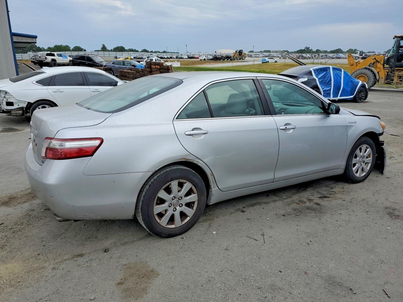 2009 Toyota Camry Hybrid Base Серебряный vin: JTNBB46K493050281