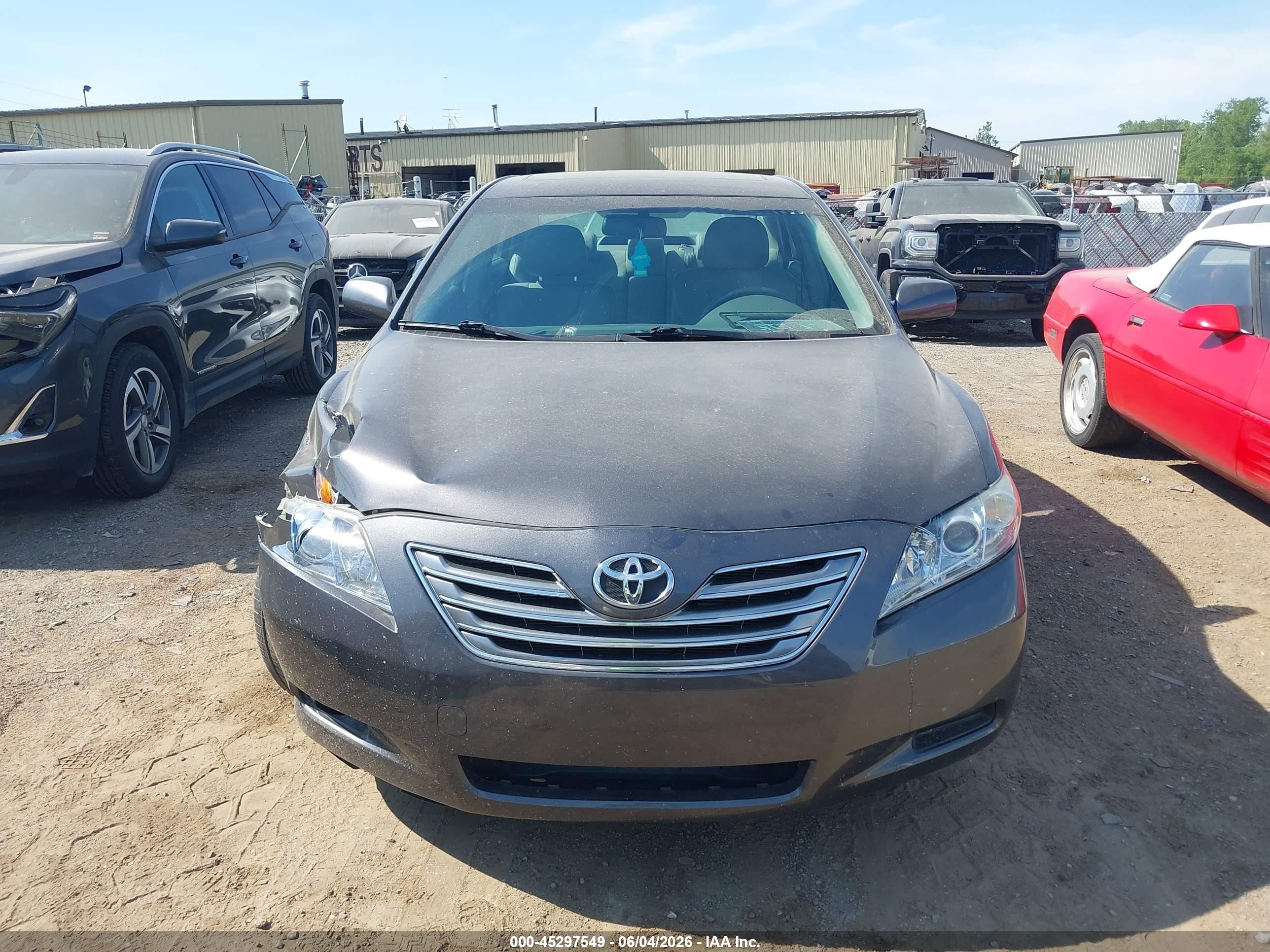 2007 Toyota Camry Hybrid   Gray vin: JTNBB46K673004075