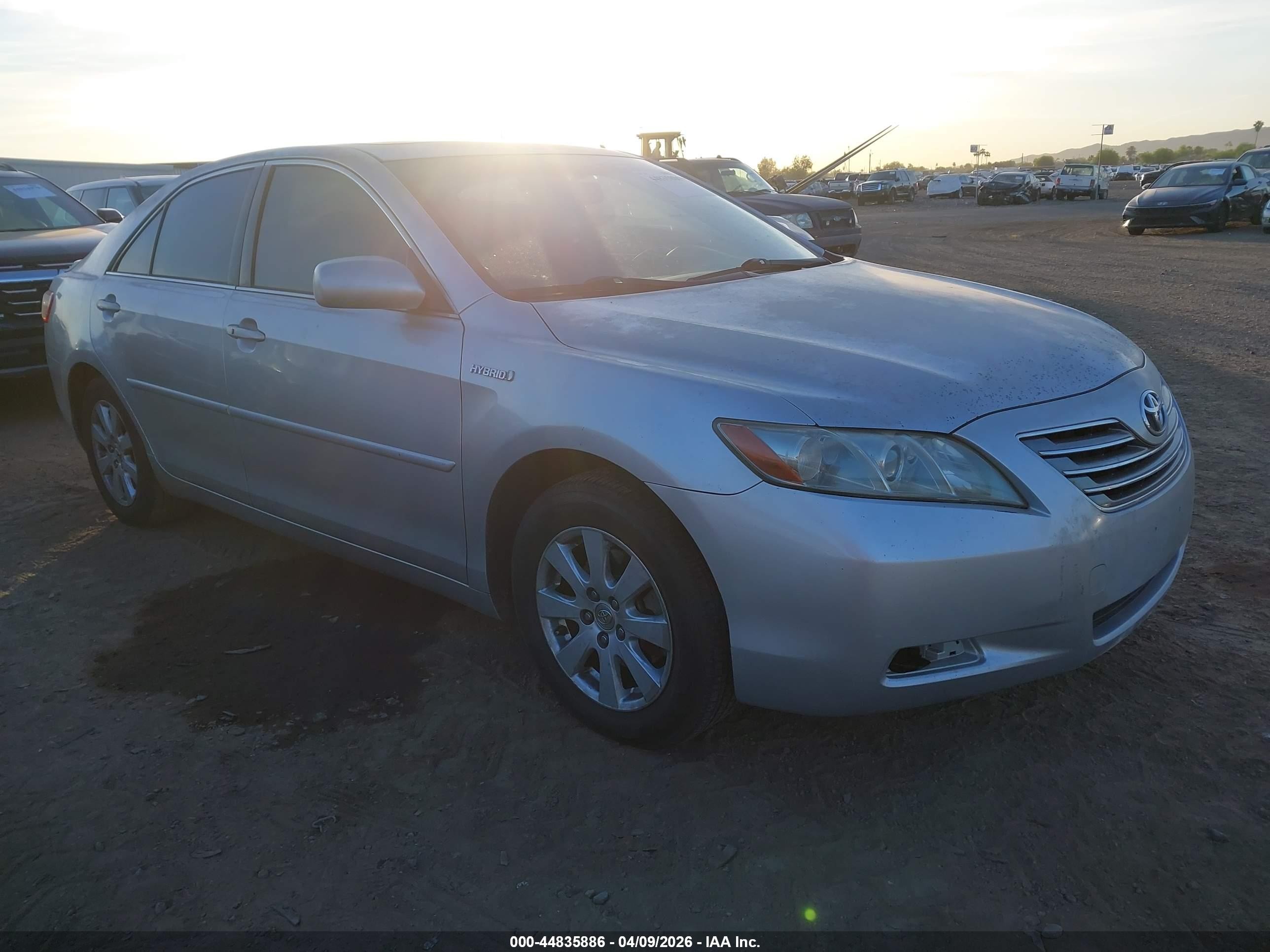 2007 Toyota Camry Hybrid   Silver vin: JTNBB46K673014699