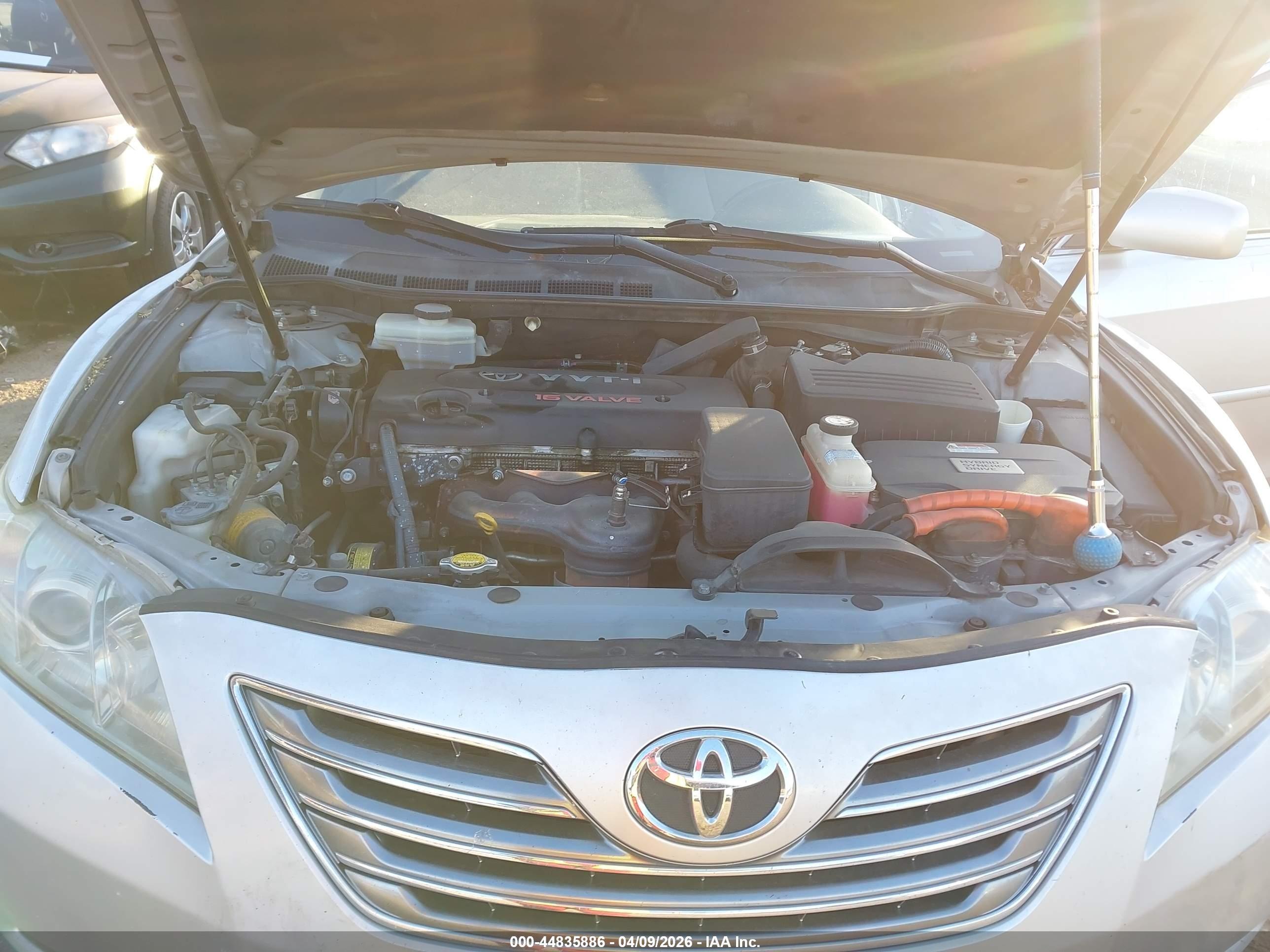 2007 Toyota Camry Hybrid   Silver vin: JTNBB46K673014699