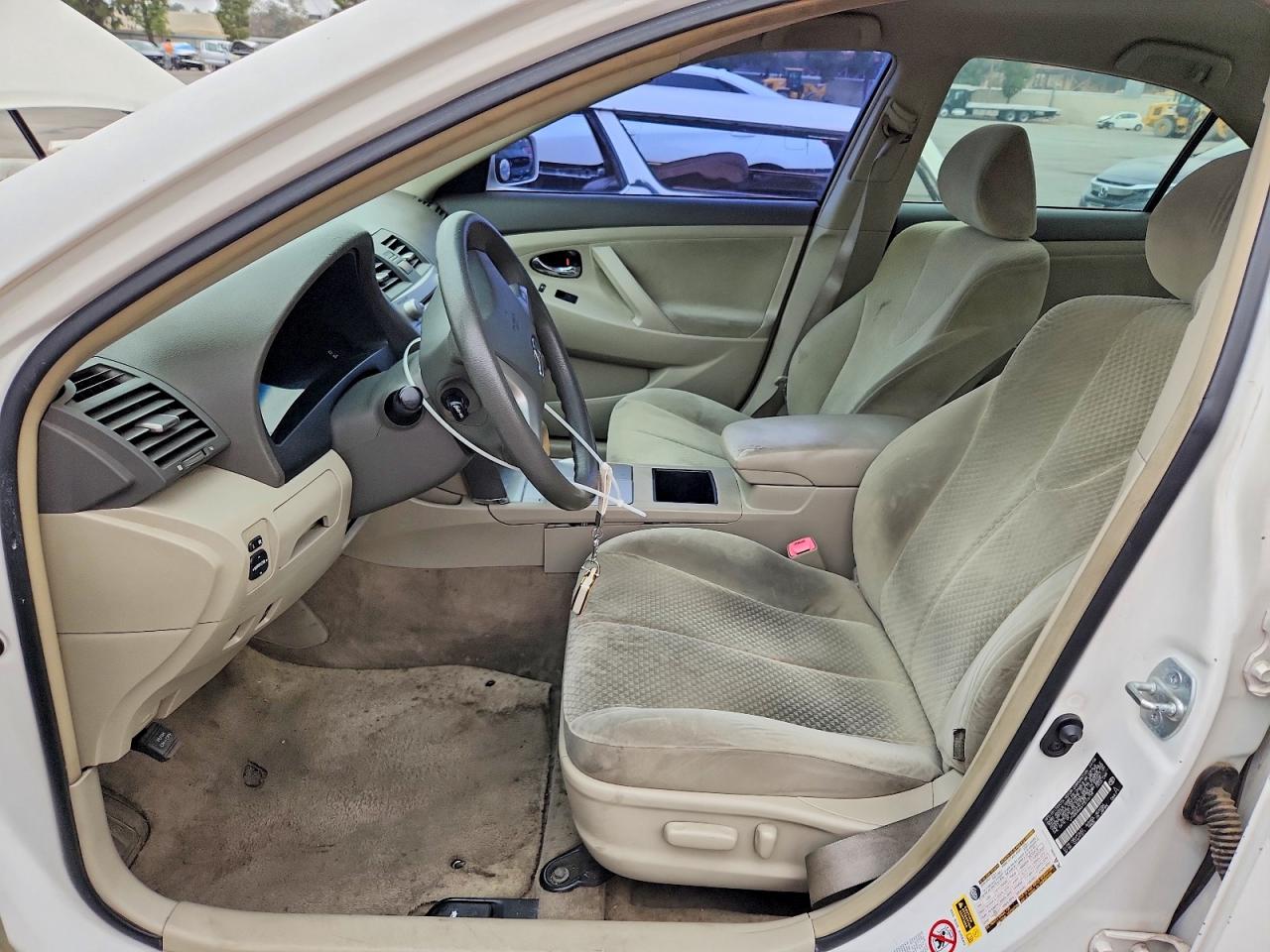 2007 Toyota Camry Hybrid White vin: JTNBB46K673016159
