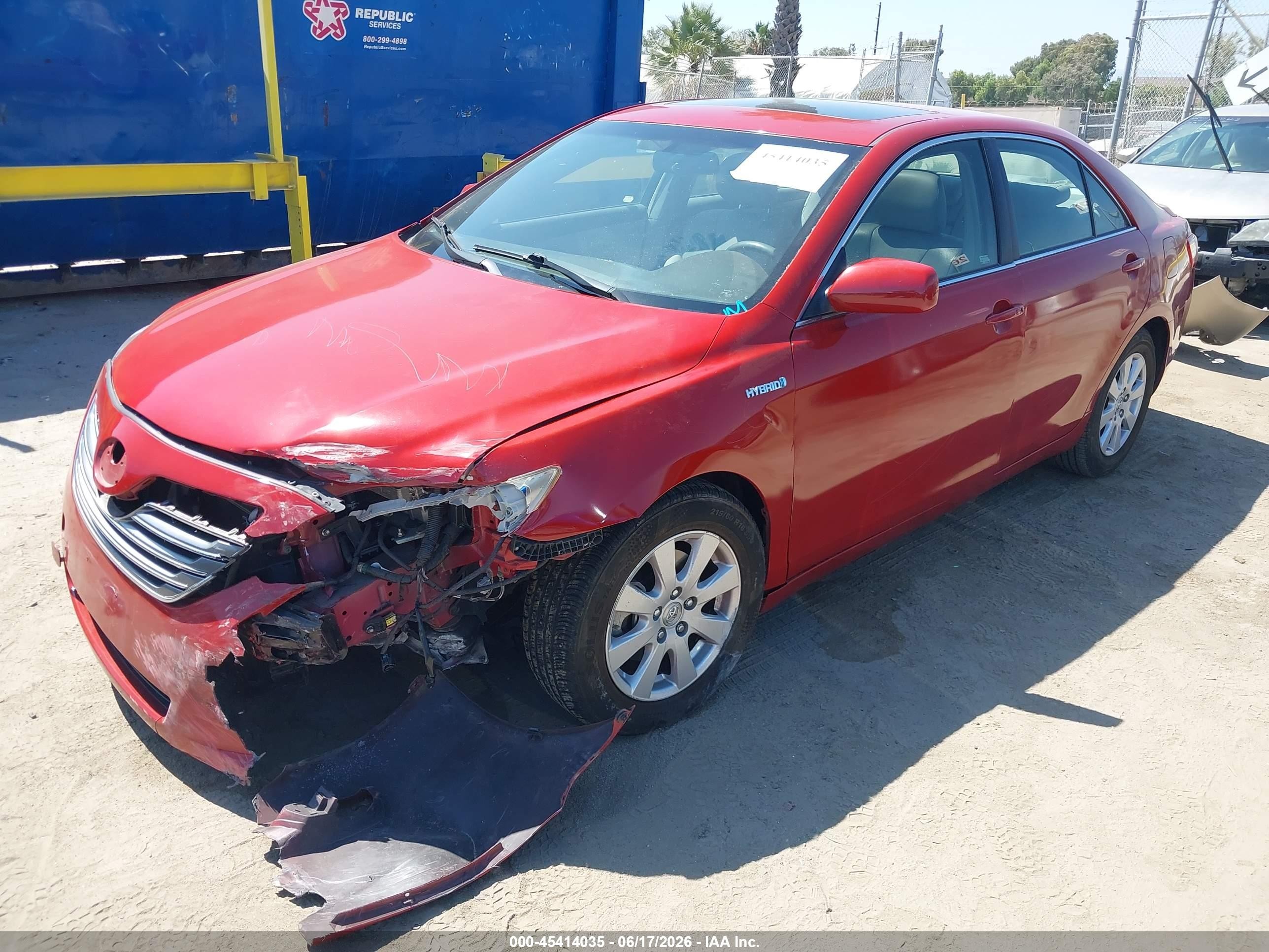 2007 Toyota Camry Hybrid   Red vin: JTNBB46K673035083