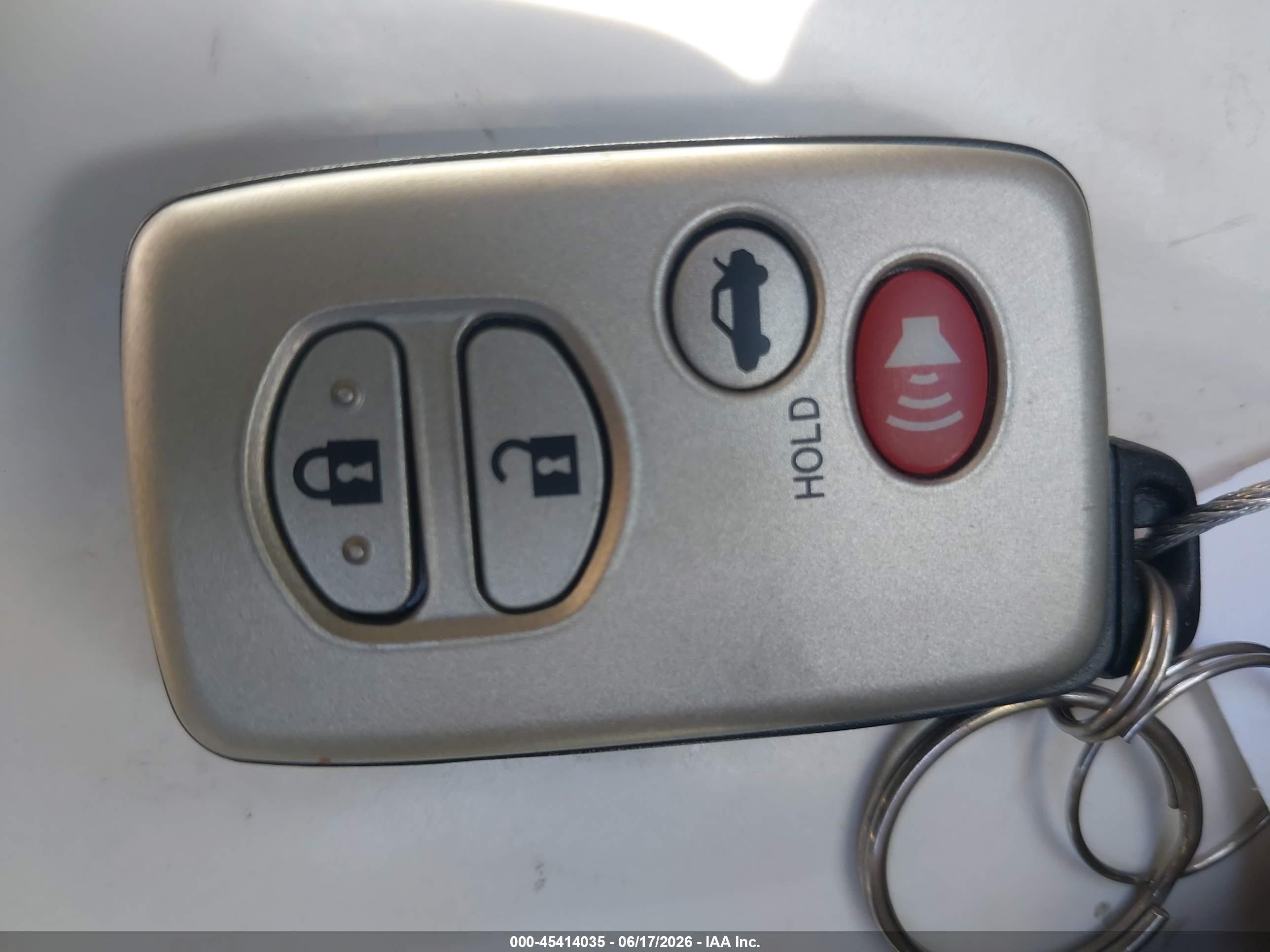 2007 Toyota Camry Hybrid   Red vin: JTNBB46K673035083