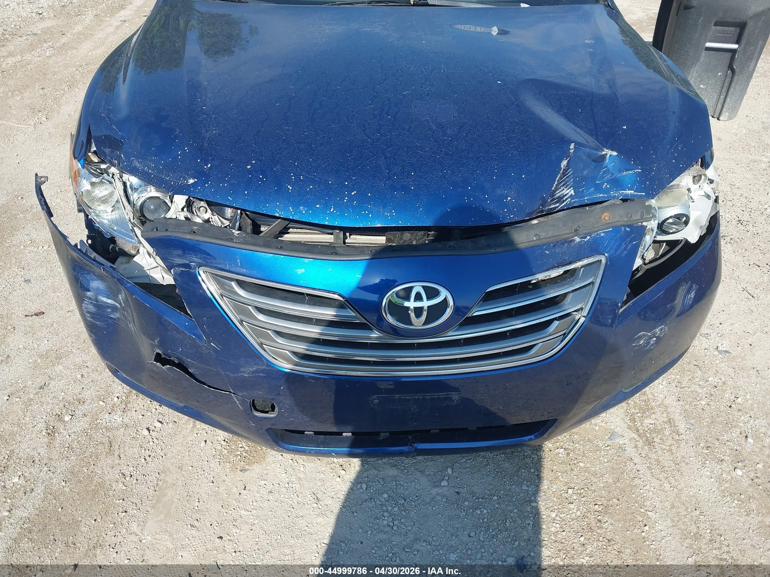 2008 Toyota Camry Hybrid   Blue vin: JTNBB46K683047252