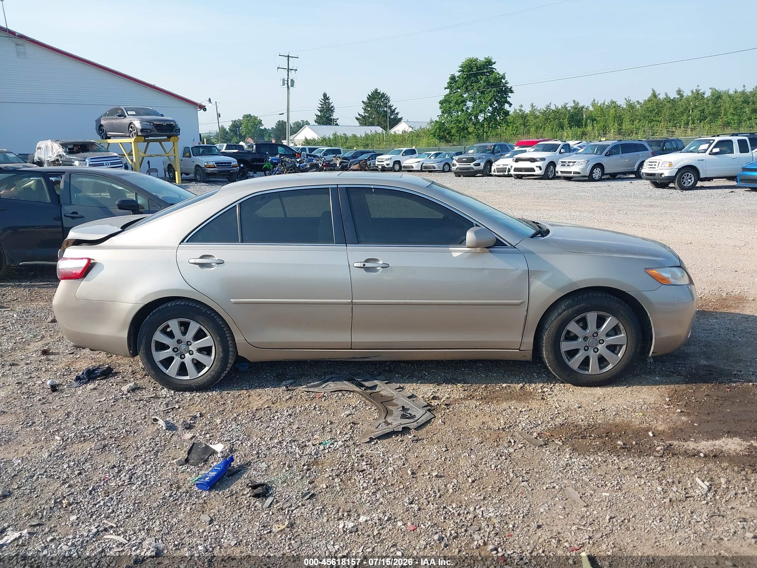 2007 Toyota Camry Hybrid   Tan vin: JTNBB46K773029602