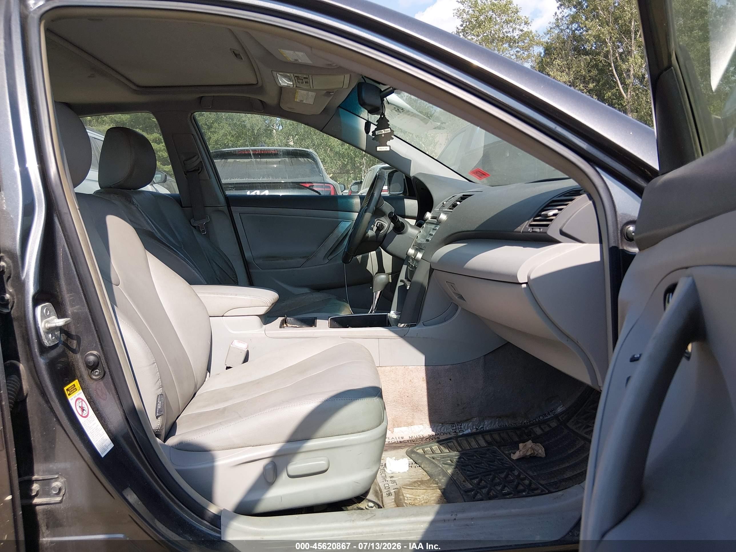 2007 Toyota Camry Hybrid   Gray vin: JTNBB46K773044004