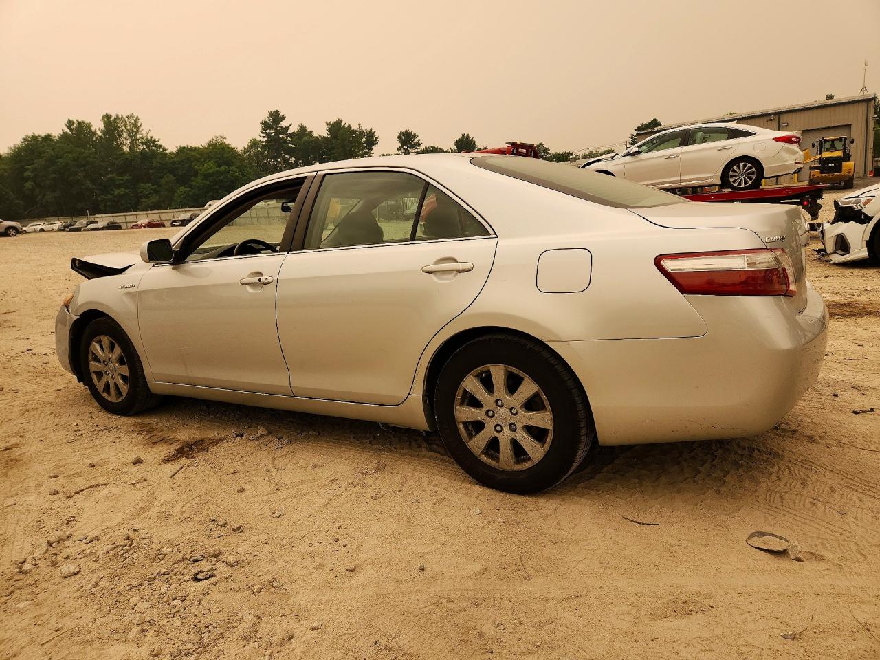 2007 Toyota Camry Hybrid Silver vin: JTNBB46K873009150