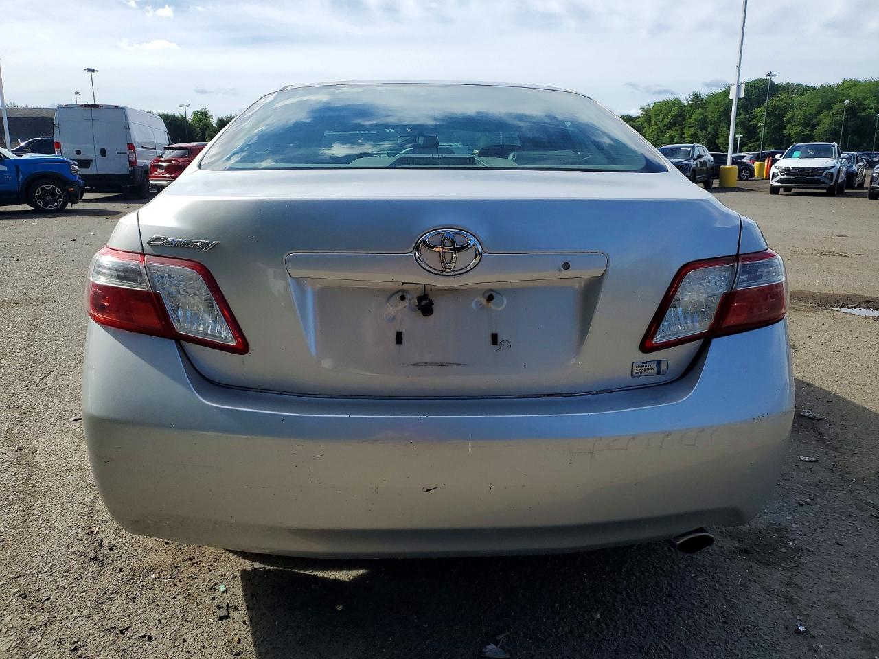 2008 Toyota Camry Hybrid Silver vin: JTNBB46K883045907