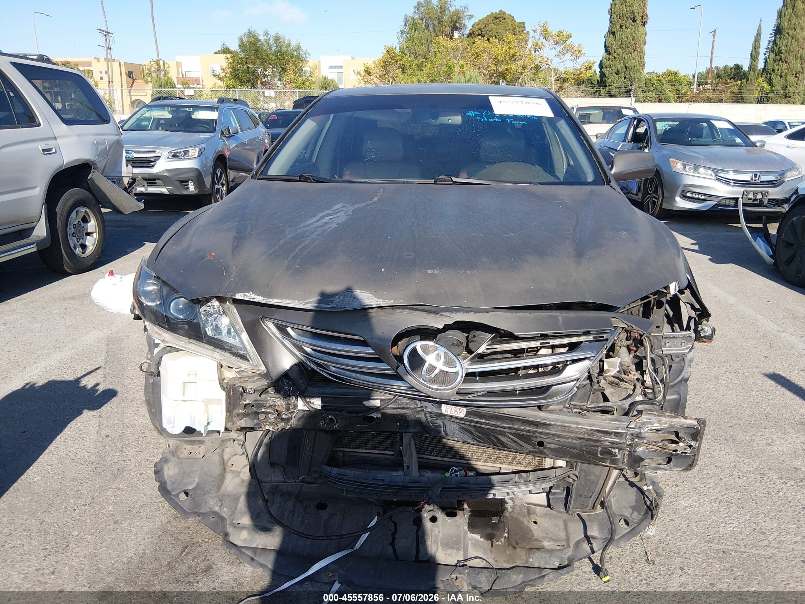 2007 Toyota Camry Hybrid   Gray vin: JTNBB46K973016365