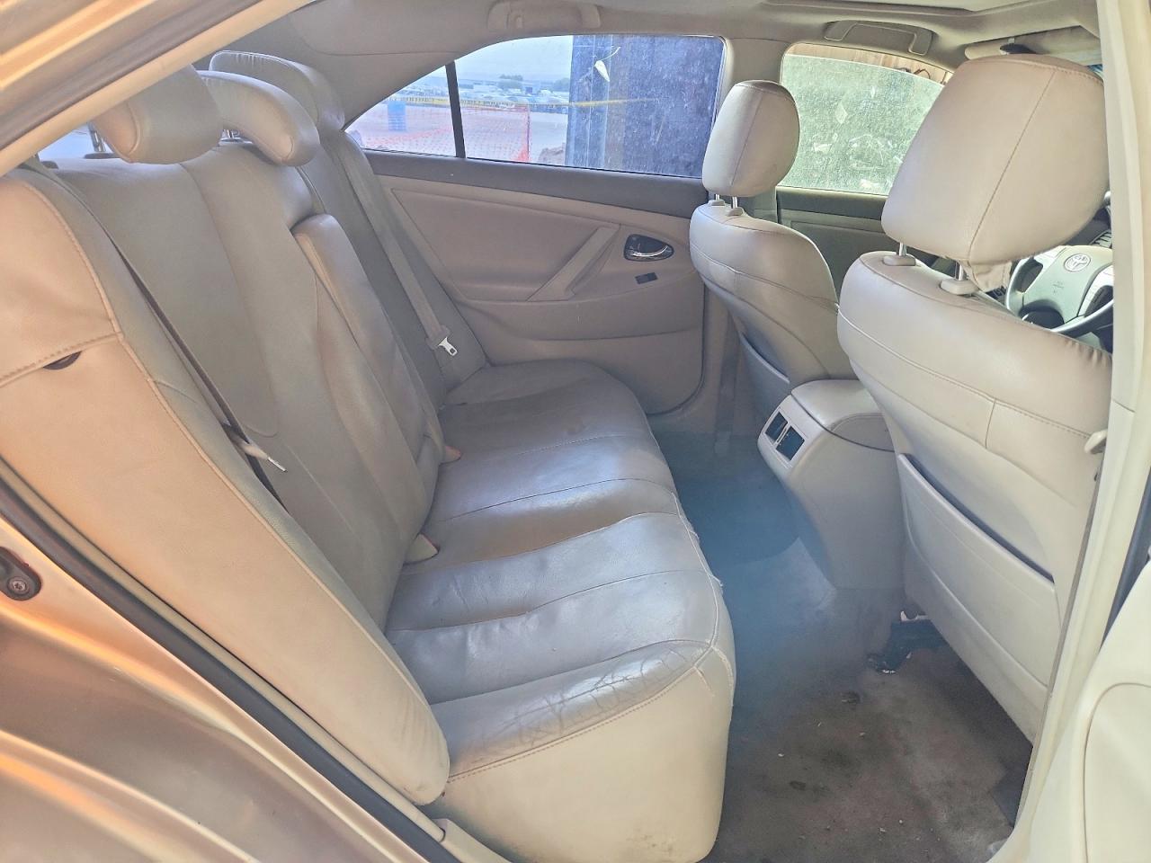 2009 Toyota Camry Hybrid Gold vin: JTNBB46K993052205
