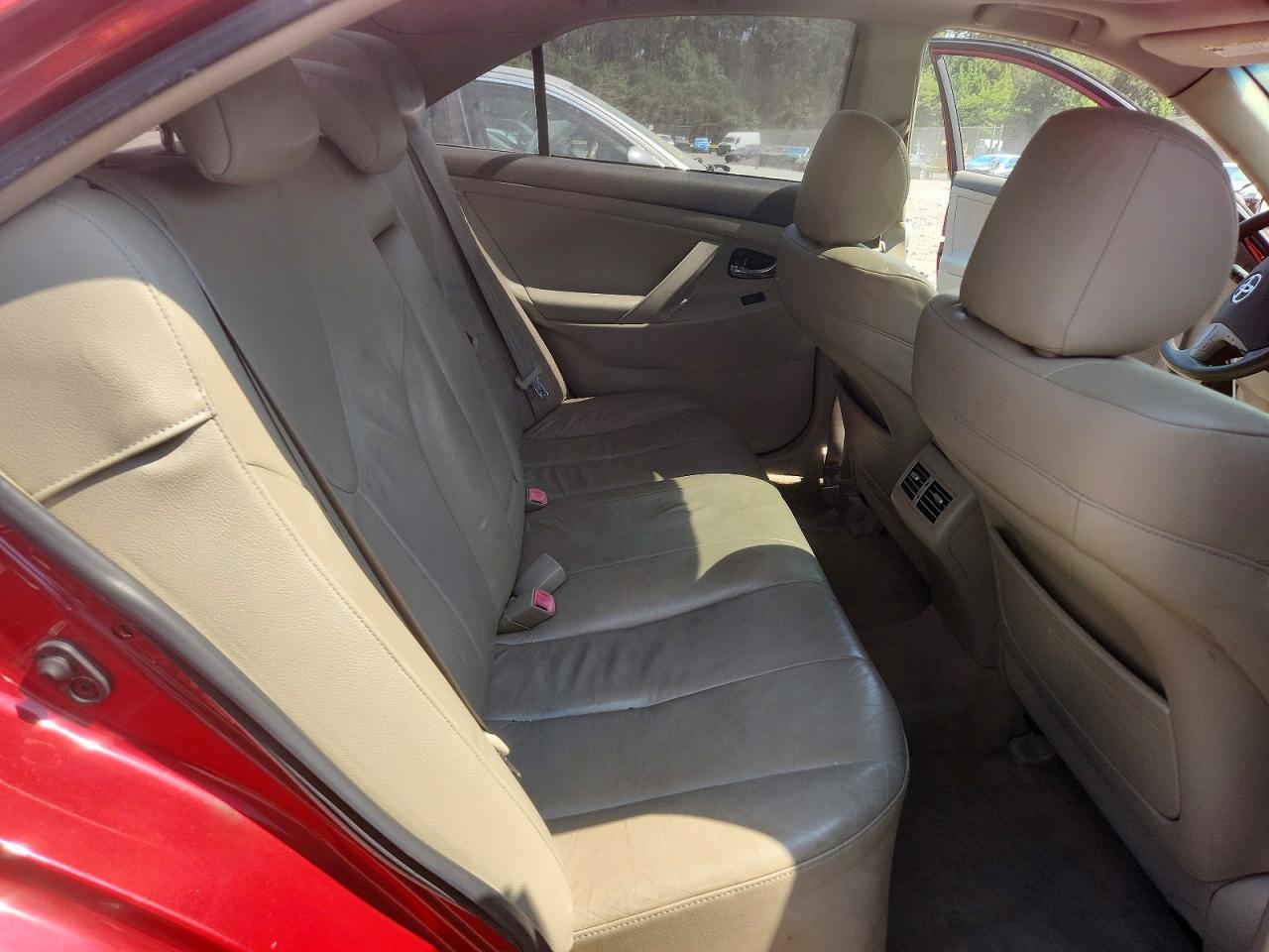 2007 Toyota Camry Hybrid Red vin: JTNBB46KX73001423
