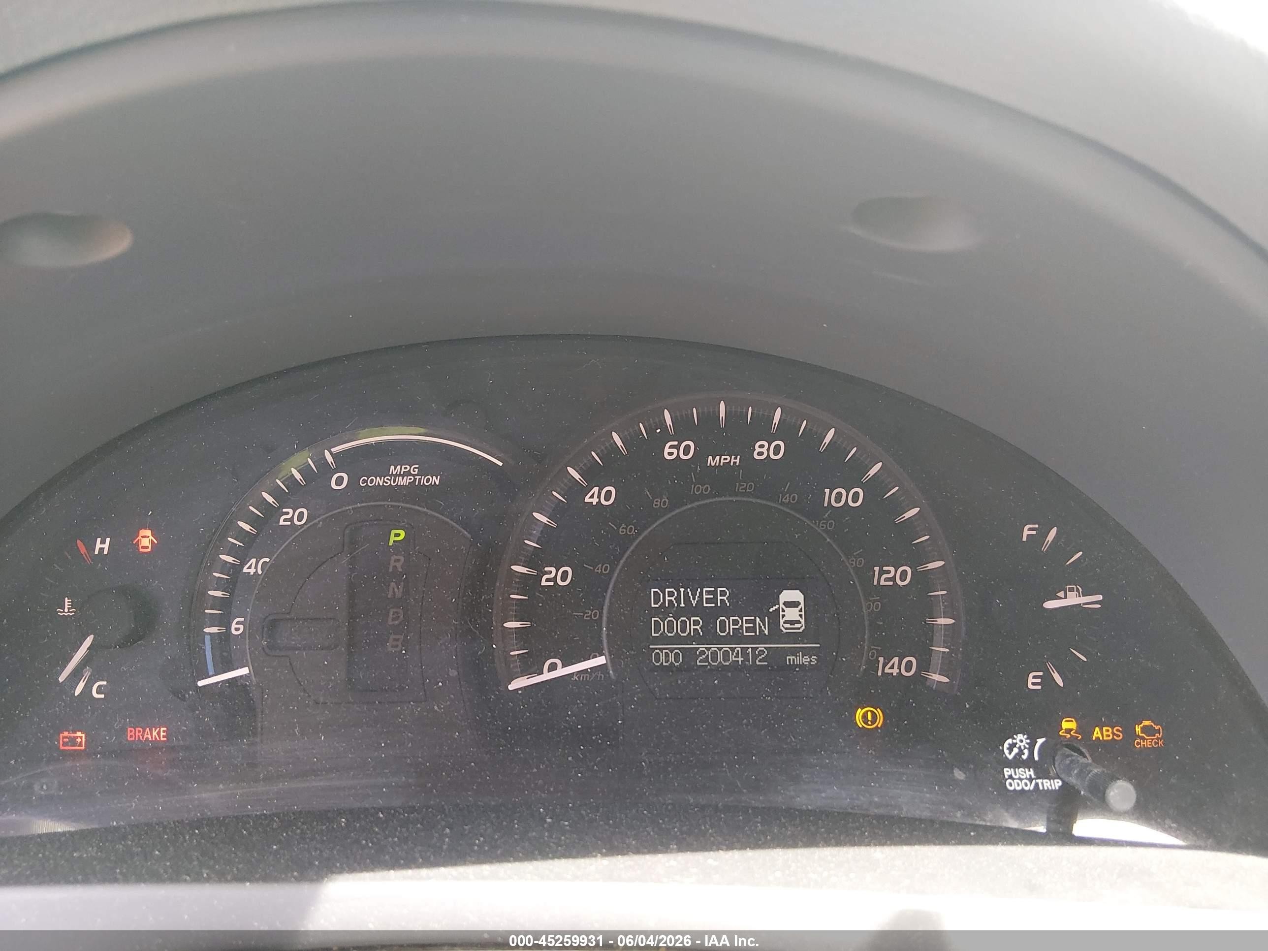 2007 Toyota Camry Hybrid   White vin: JTNBB46KX73009490