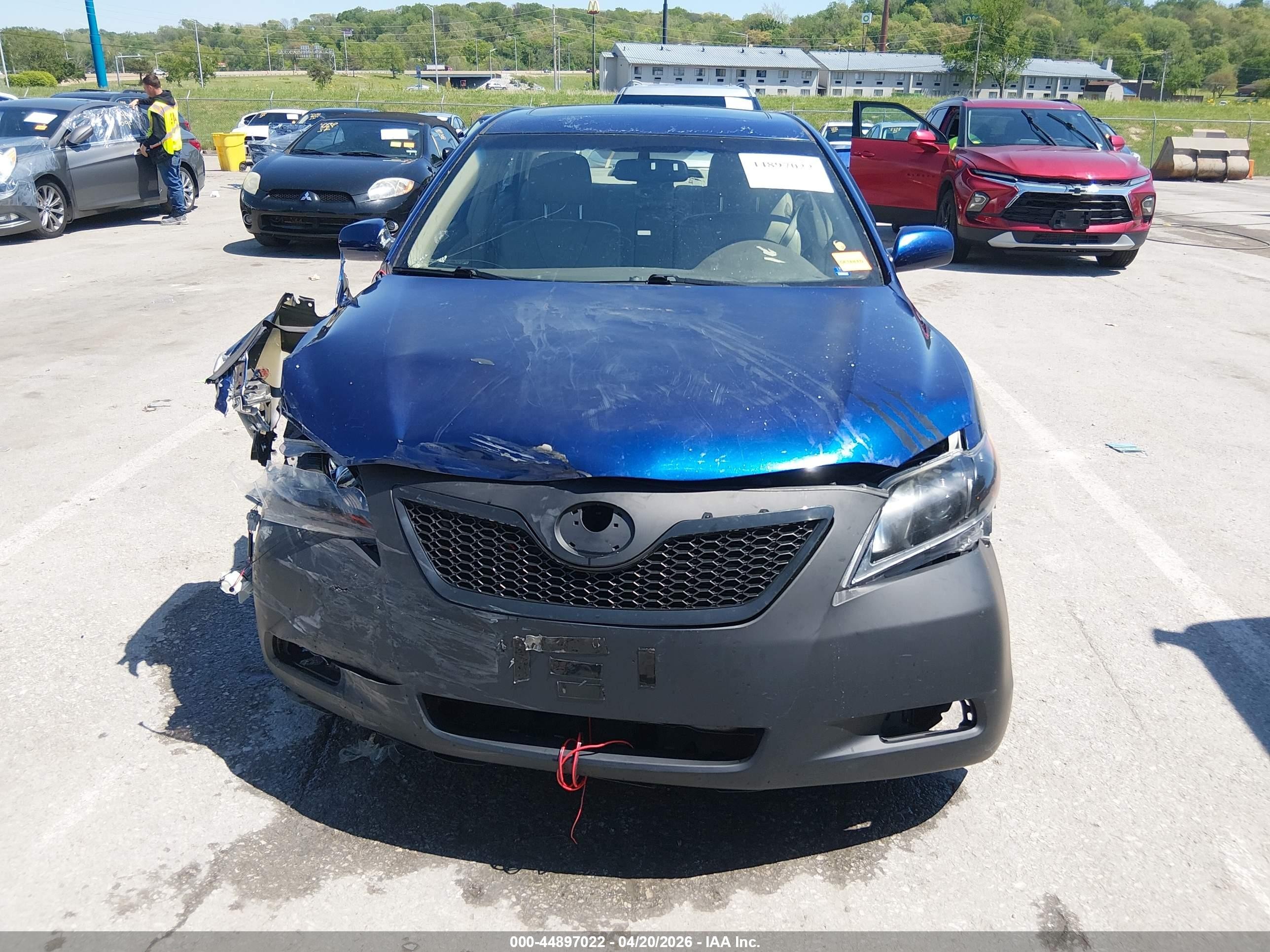 2007 Toyota Camry Hybrid   Blue vin: JTNBB46KX73011501