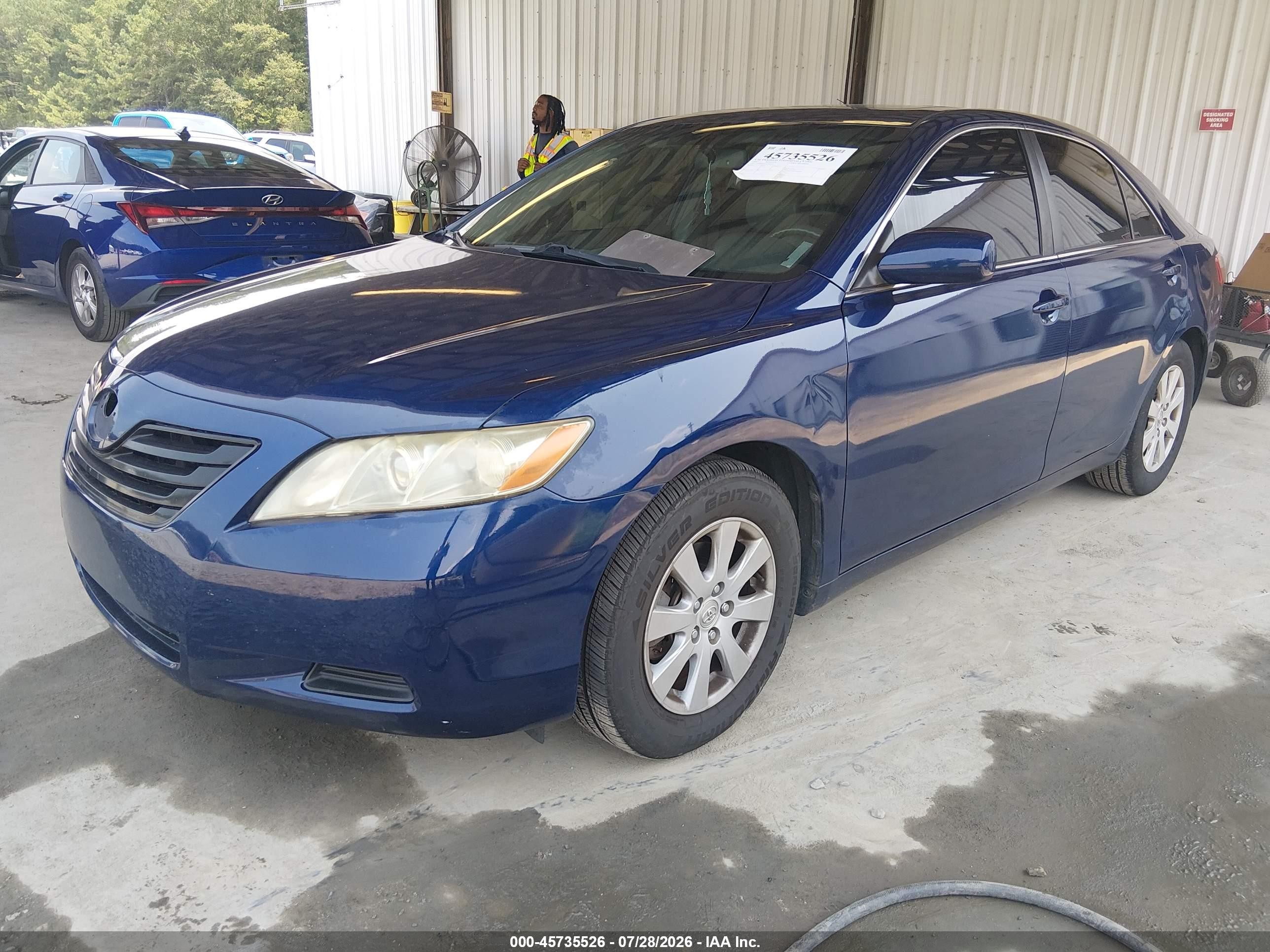 2007 Toyota Camry Hybrid   Blue vin: JTNBB46KX73018917