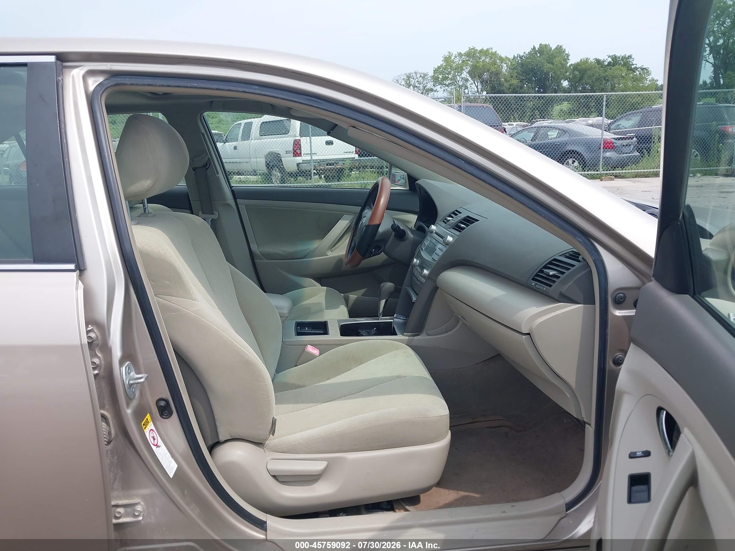 2007 Toyota Camry Hybrid   Tan vin: JTNBB46KX73019324