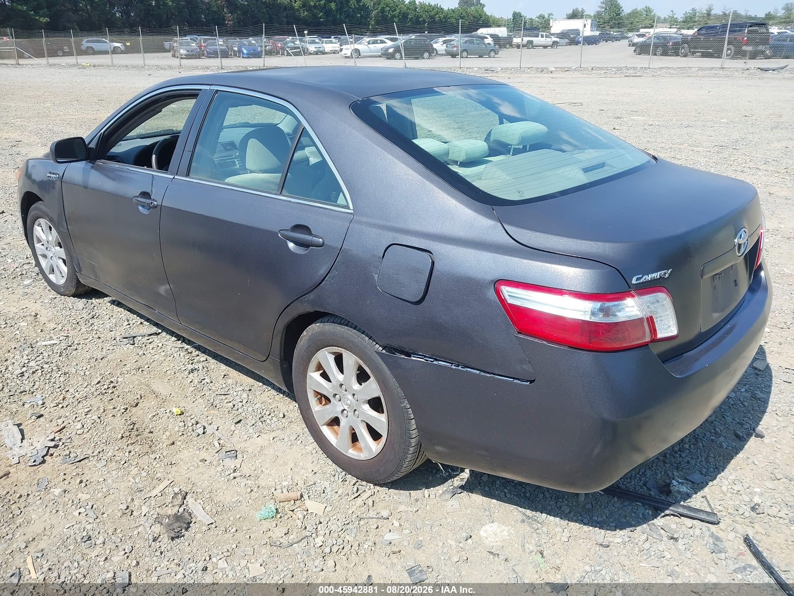 2007 Toyota Camry Hybrid   Gray vin: JTNBB46KX73025821
