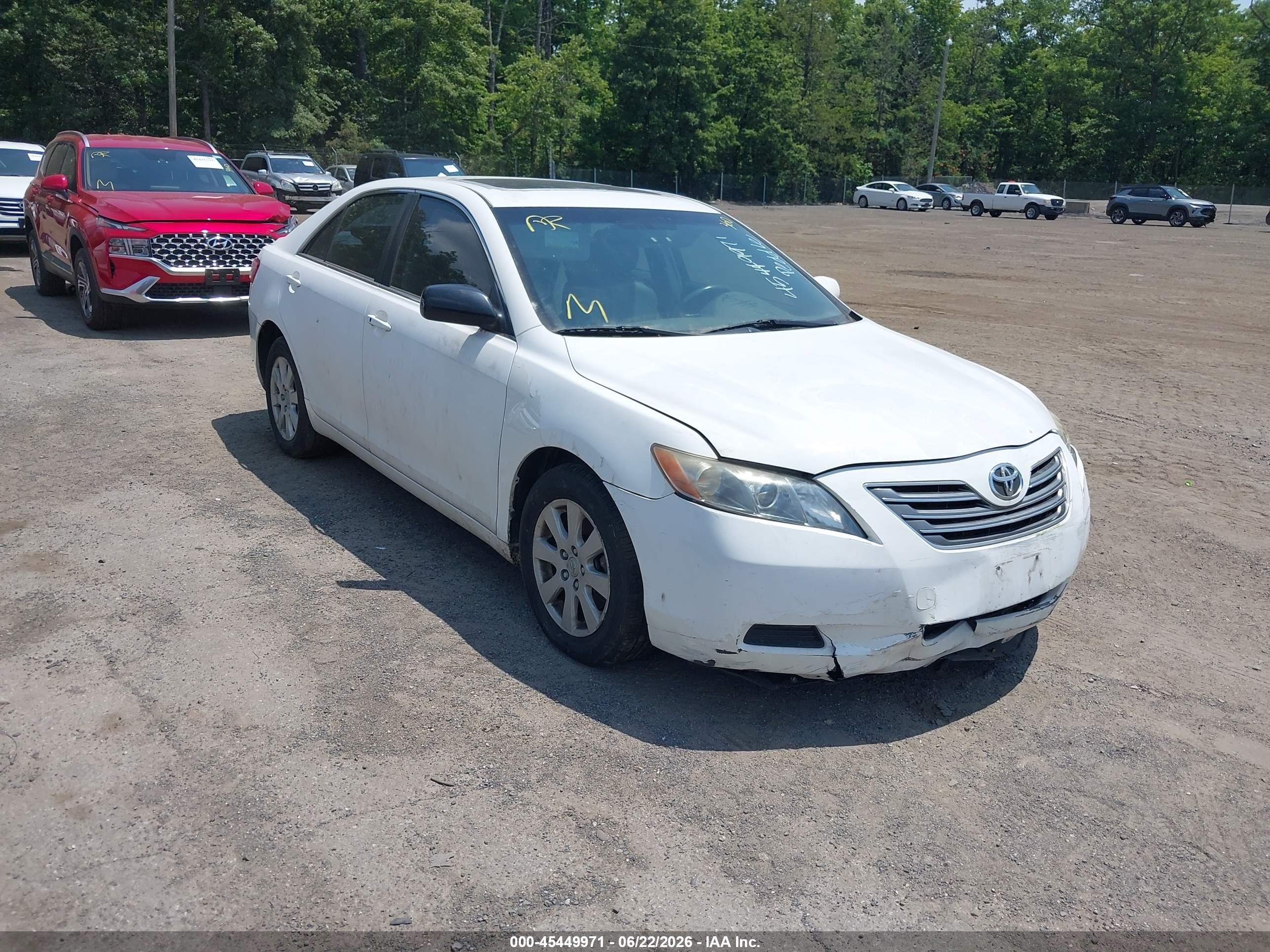 2007 Toyota Camry Hybrid   Белый vin: JTNBB46KX73038844