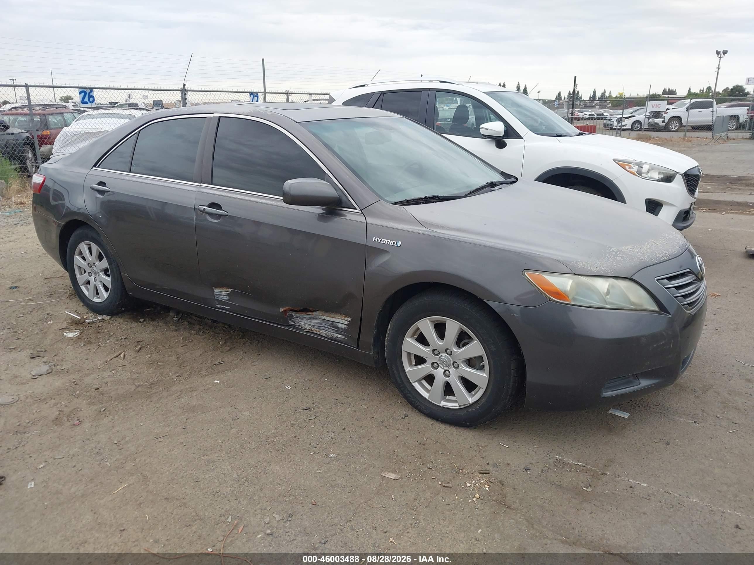 2007 Toyota Camry Hybrid   Gray vin: JTNBB46KX73039332