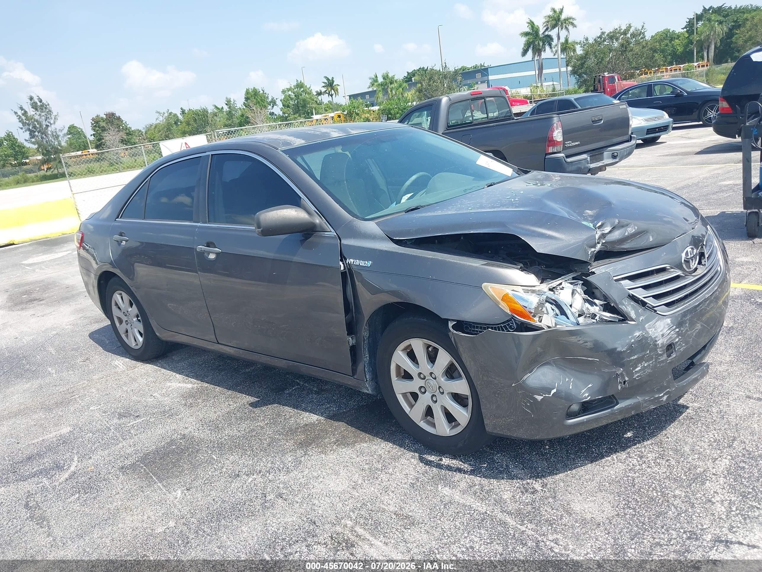 2007 Toyota Camry Hybrid Gray vin: JTNBB46KX73043221