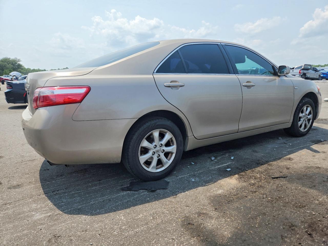 2007 Toyota Camry Ce Gold vin: JTNBE46K073060262