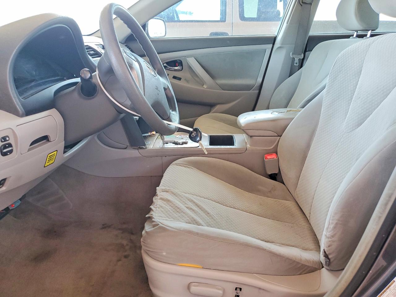 2007 Toyota Camry Le Серый vin: JTNBE46K073069298