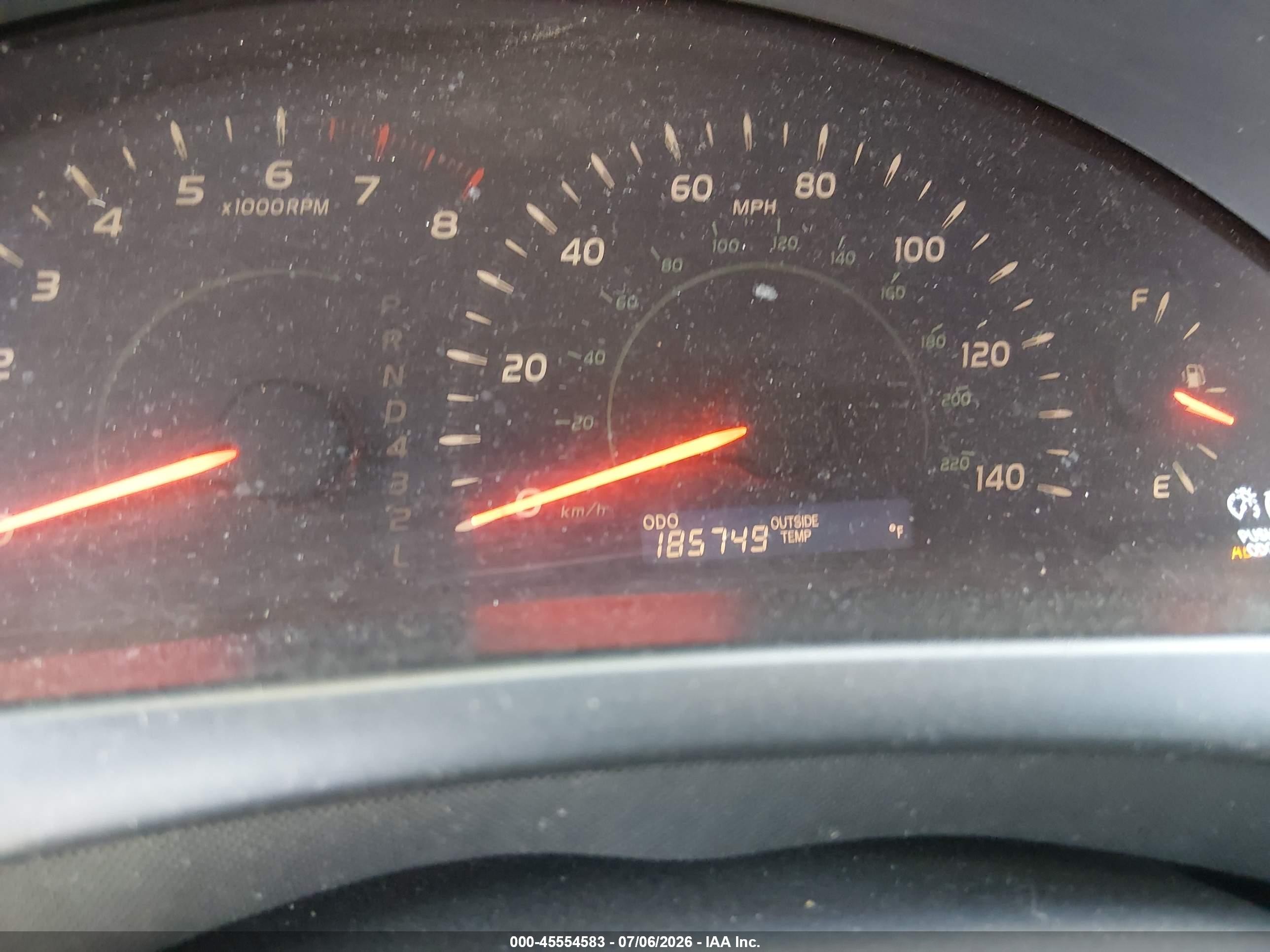 2007 Toyota Camry Le Gray vin: JTNBE46K073071505