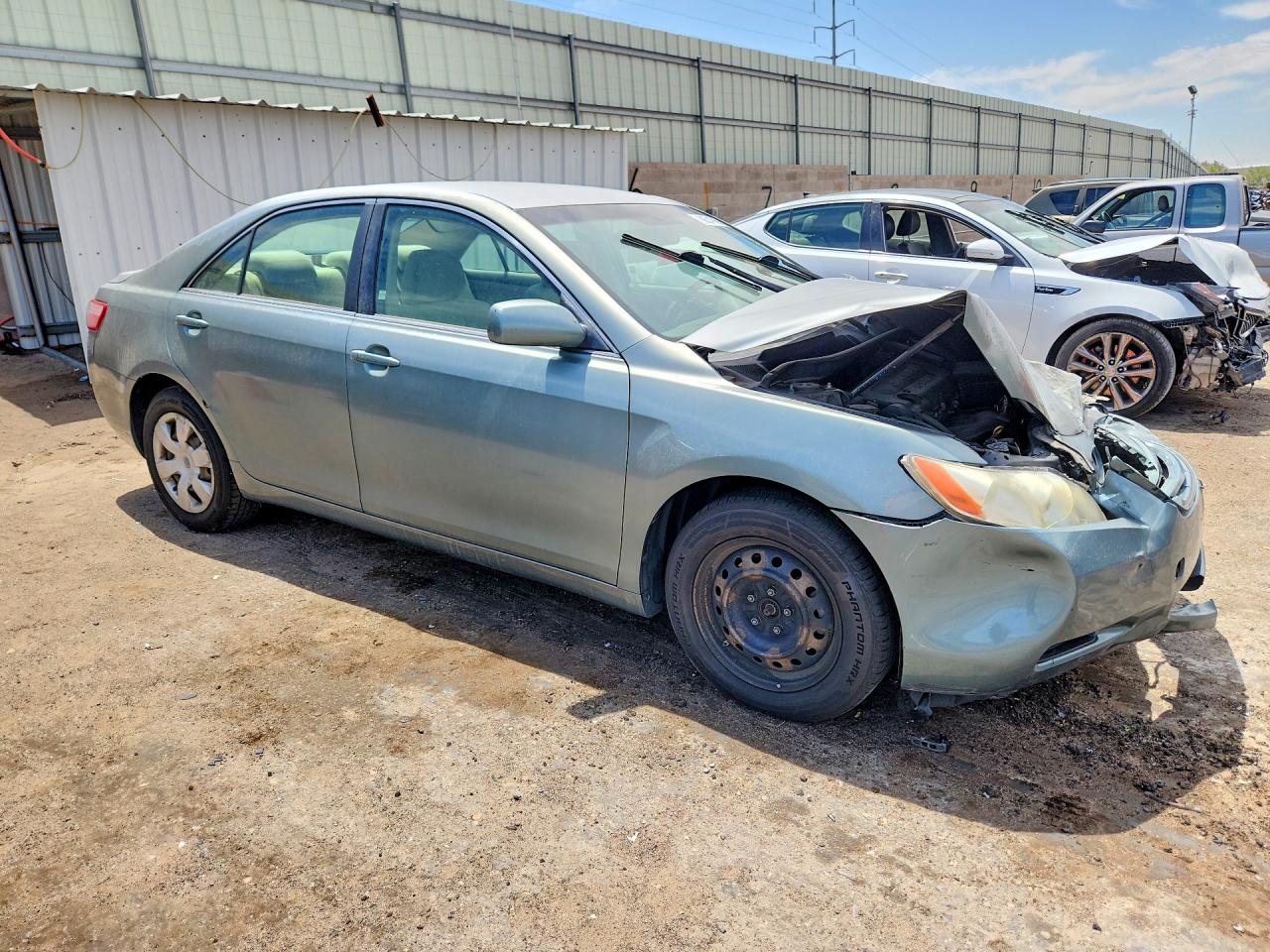 2007 Toyota Camry Le Turquoise vin: JTNBE46K073120640
