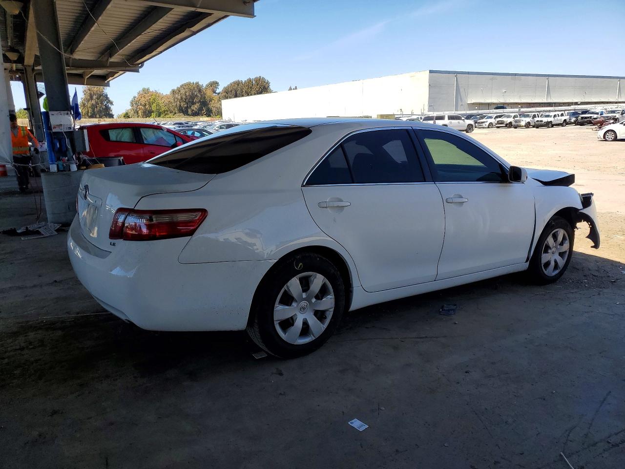 2007 Toyota Camry Le White vin: JTNBE46K173004833