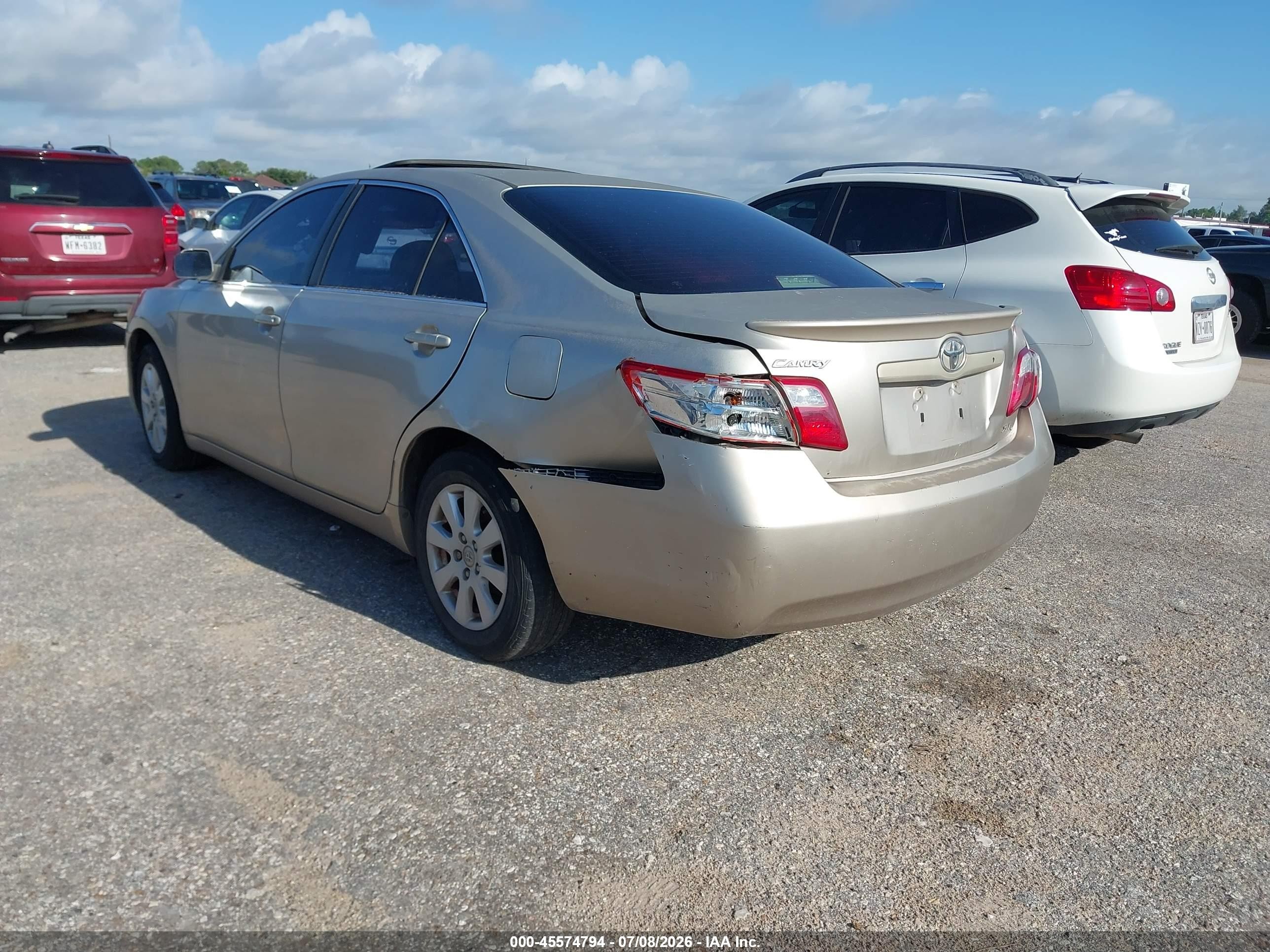 2007 Toyota Camry Xle Beige vin: JTNBE46K173029196