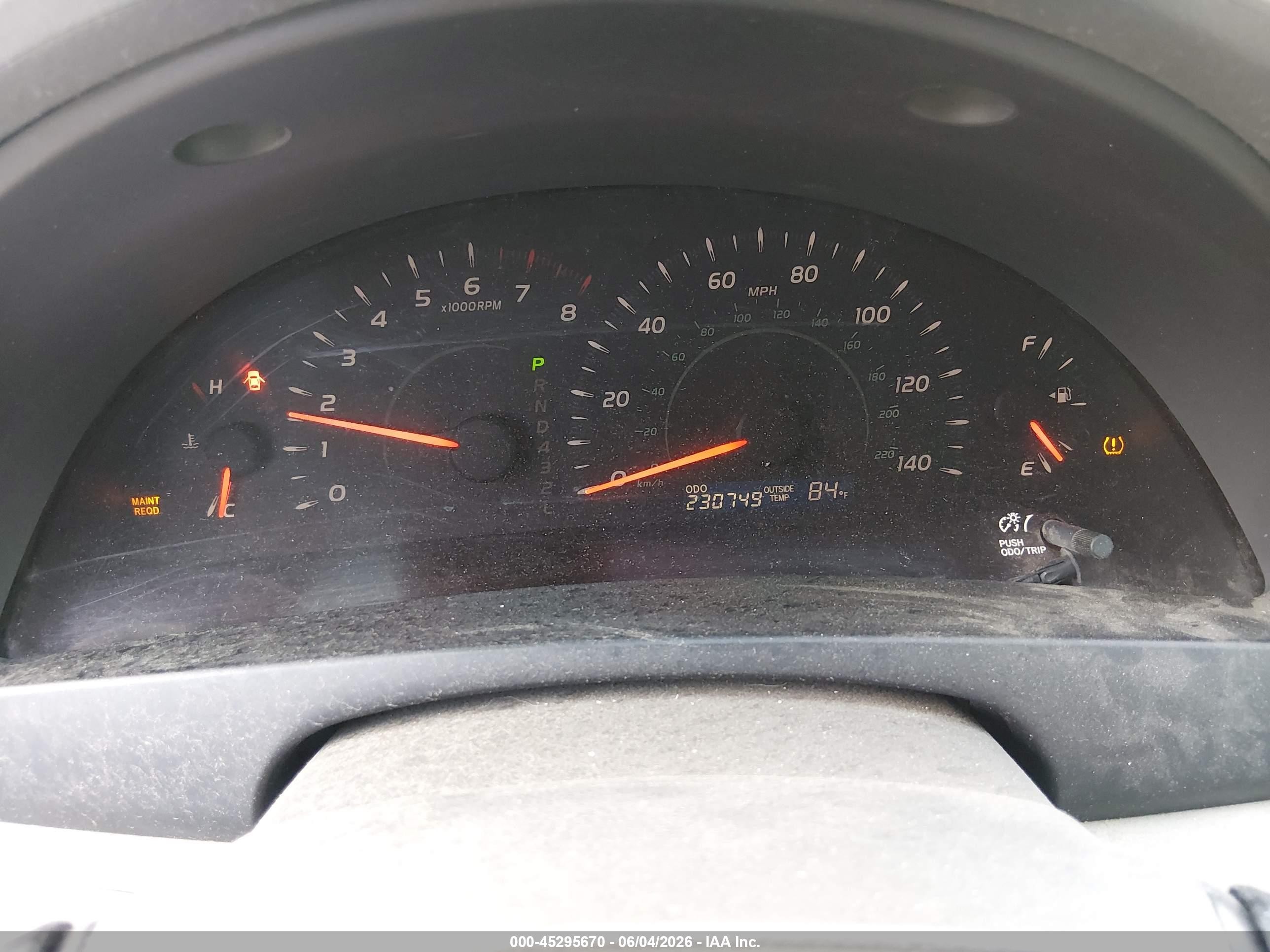 2007 Toyota Camry Le Gray vin: JTNBE46K173068807