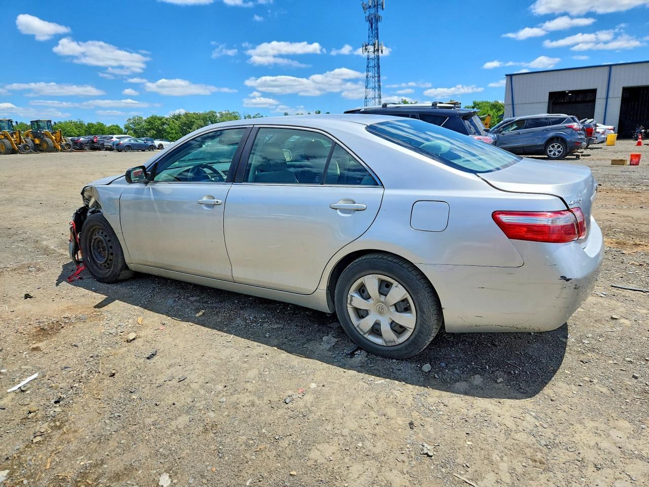 2007 Toyota Camry Le Silver vin: JTNBE46K173117875