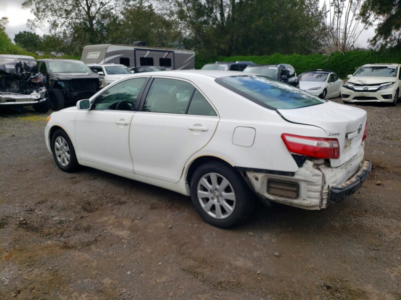 2009 Toyota Camry Base White vin: JTNBE46K193152810