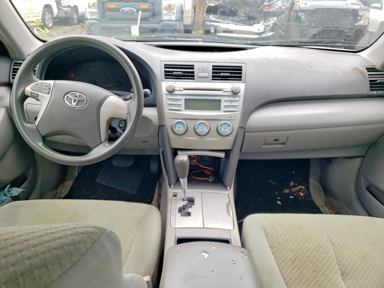 2009 Toyota Camry Base White vin: JTNBE46K193152810