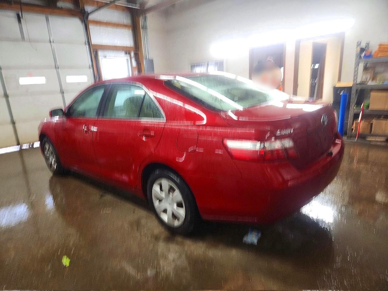 2007 Toyota Camry Le Red vin: JTNBE46K273000760